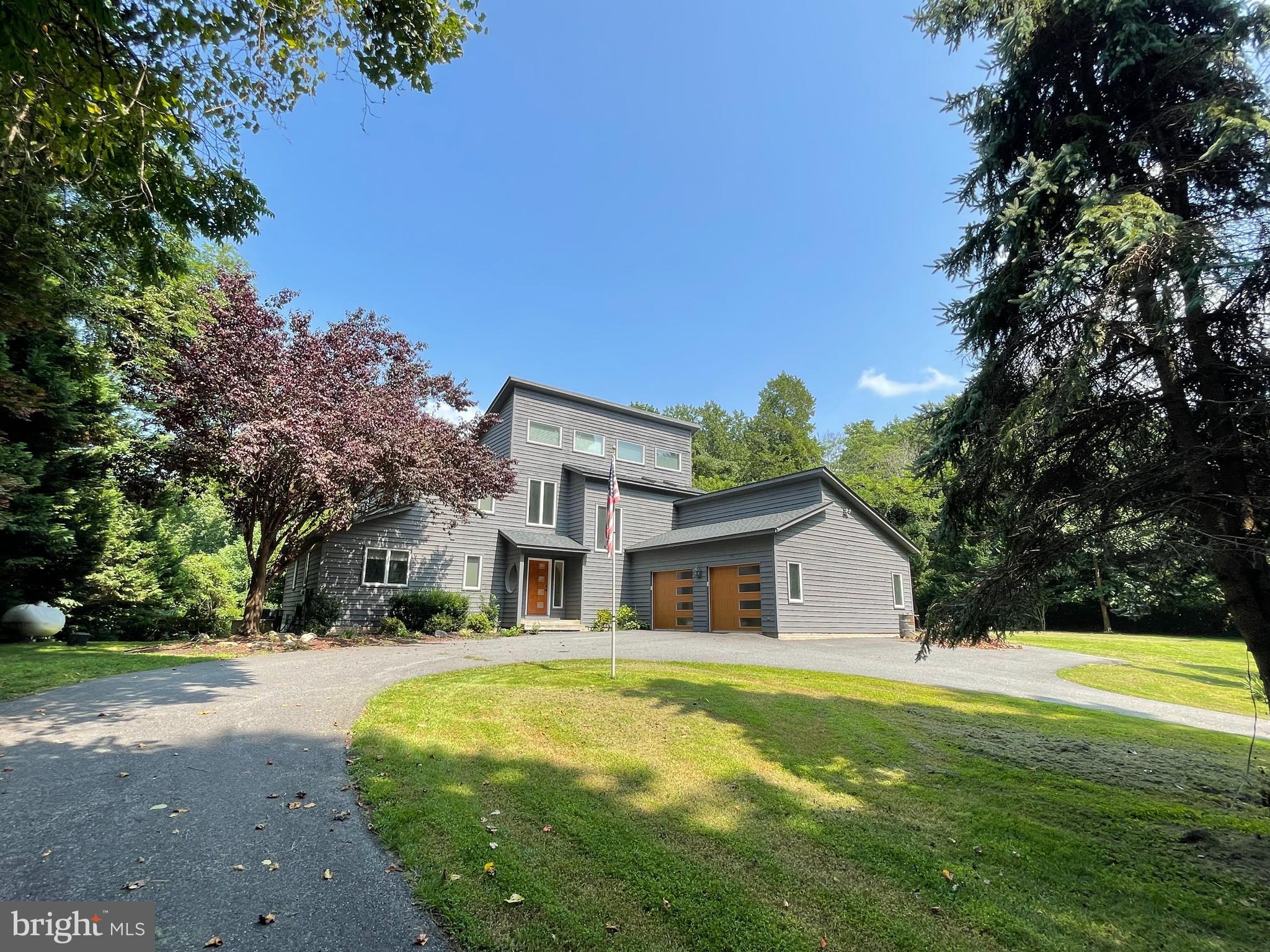 26 CANNON BLUFF DRIVE