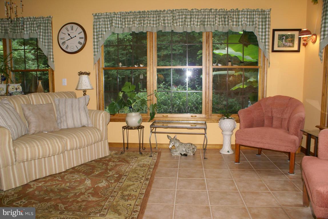 PEMBERTON PONDS - Residential