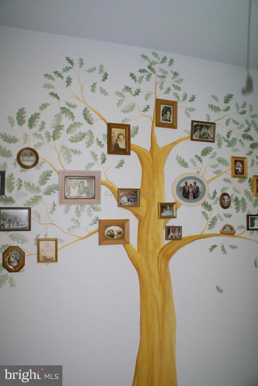 PEMBERTON PONDS - Residential