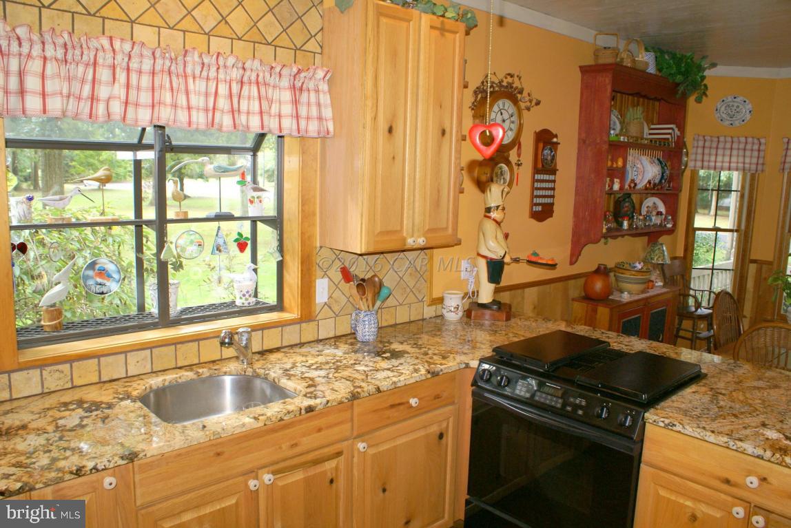 PEMBERTON PONDS - Residential