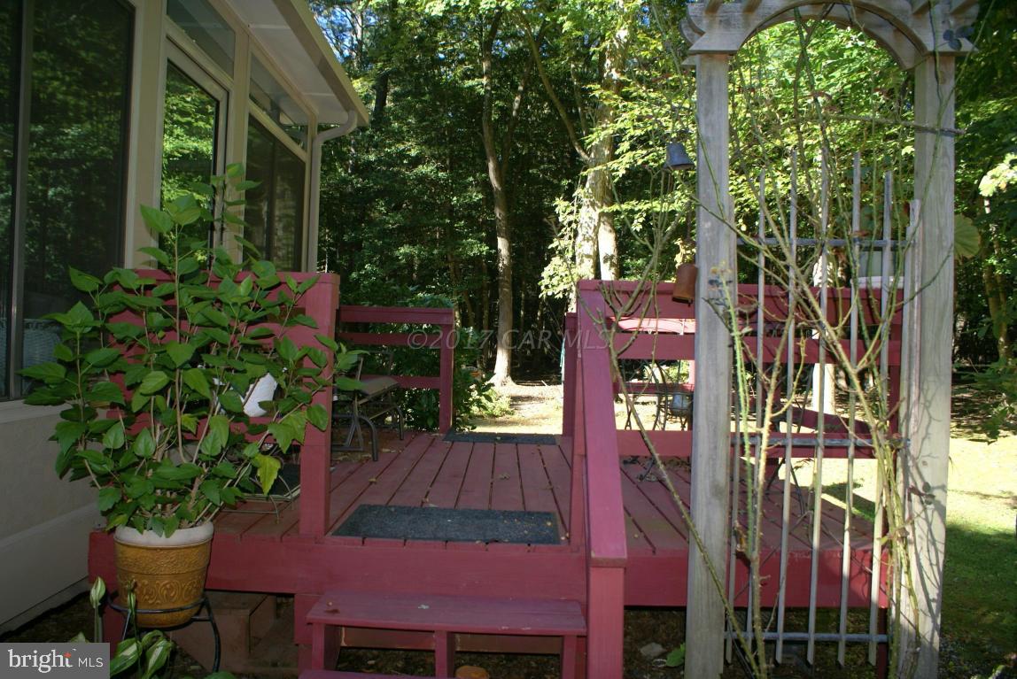 PEMBERTON PONDS - Residential