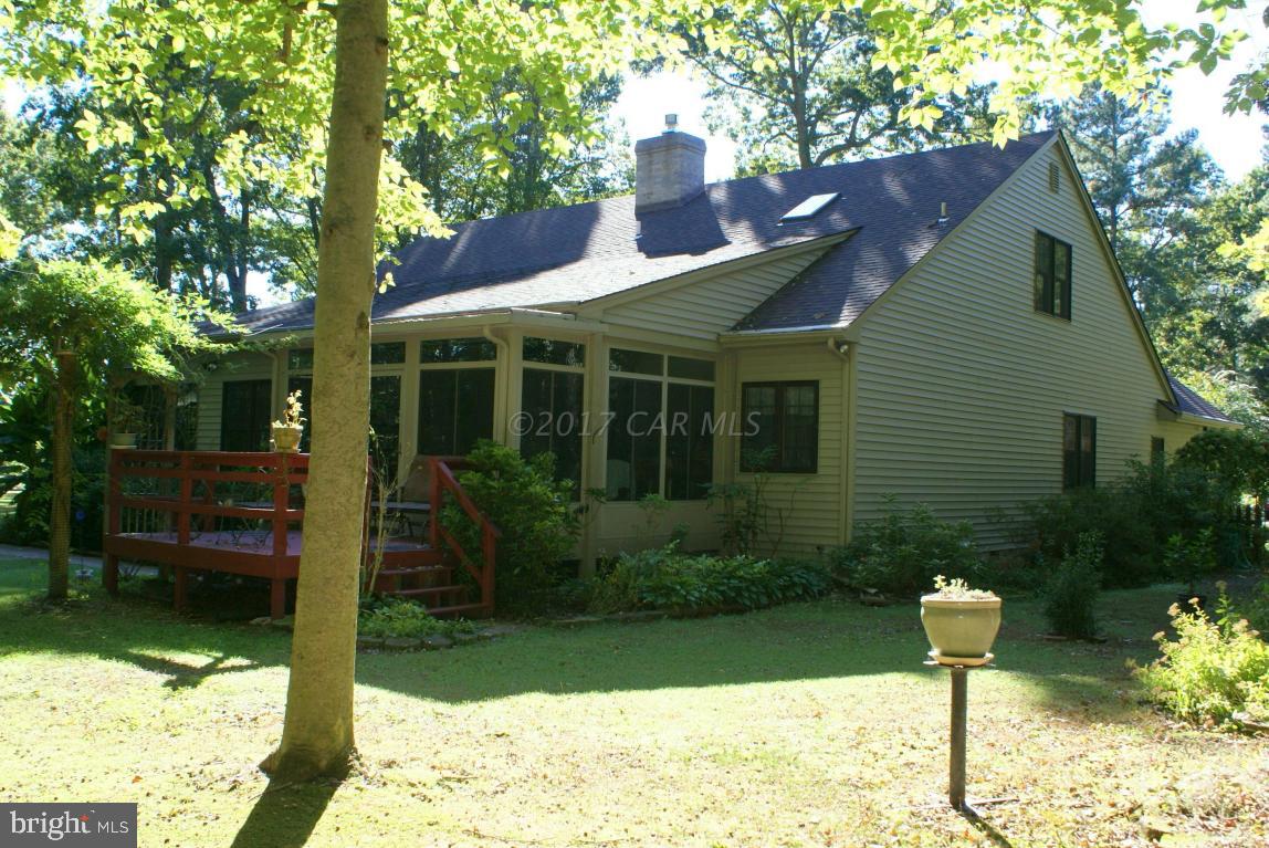 PEMBERTON PONDS - Residential