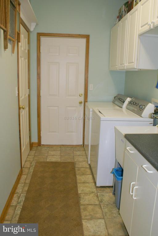 PEMBERTON PONDS - Residential