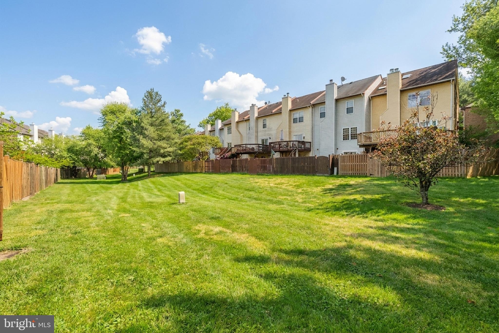 RUNNYMEADE - Residential
