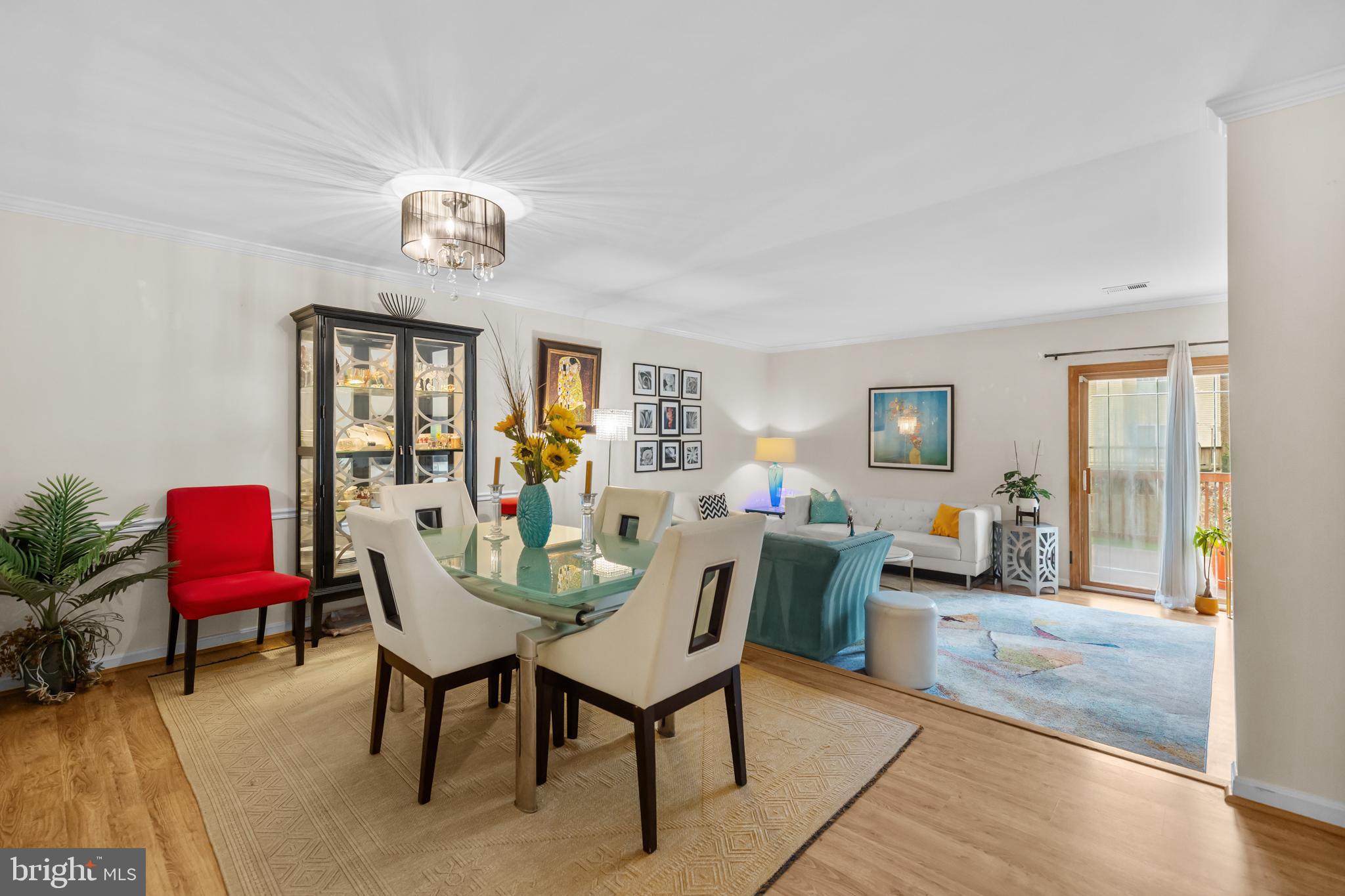 RUNNYMEADE - Residential
