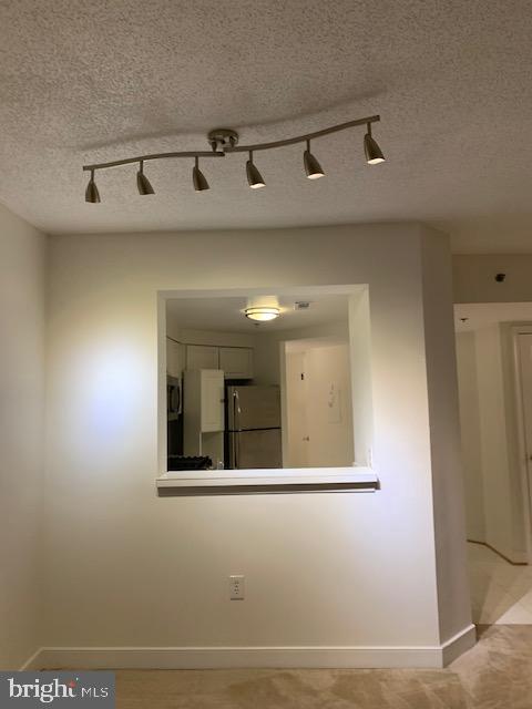 WINDSOR PLAZA - Residential Lease