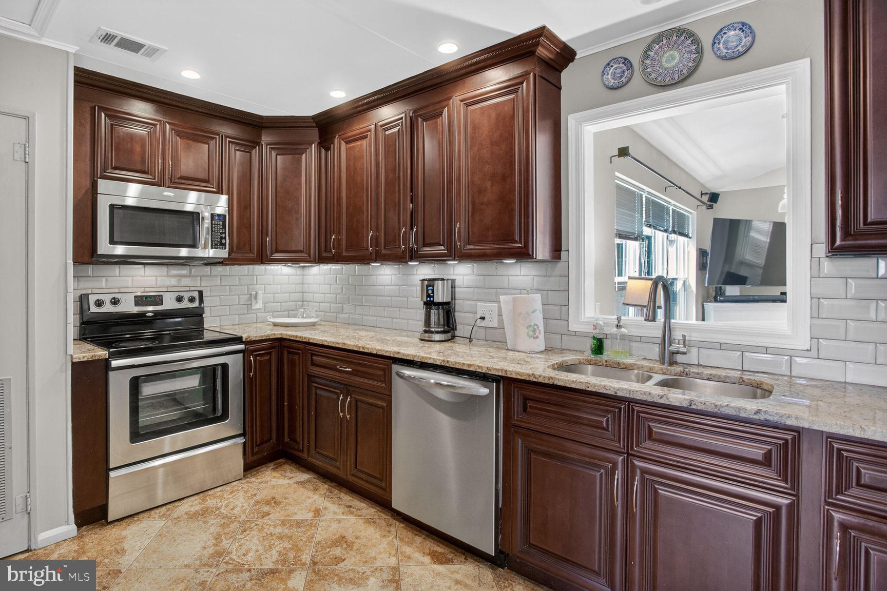 BRIGADOON - Residential