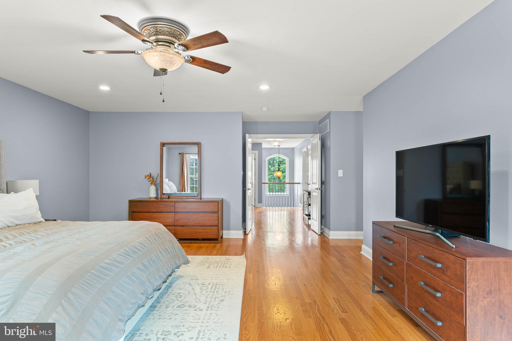 COLD POINT MANOR - Residential