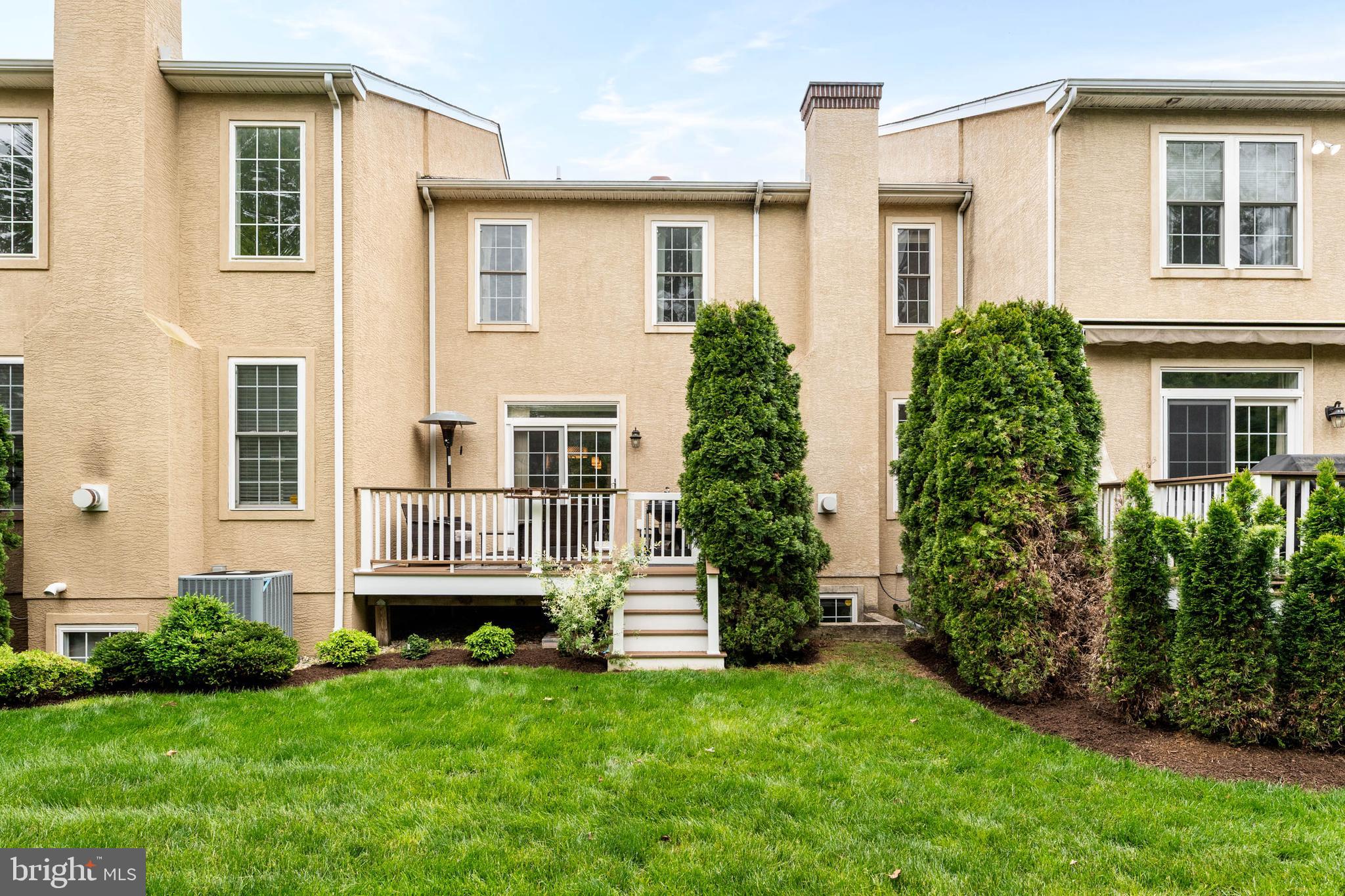 COLD POINT MANOR - Residential