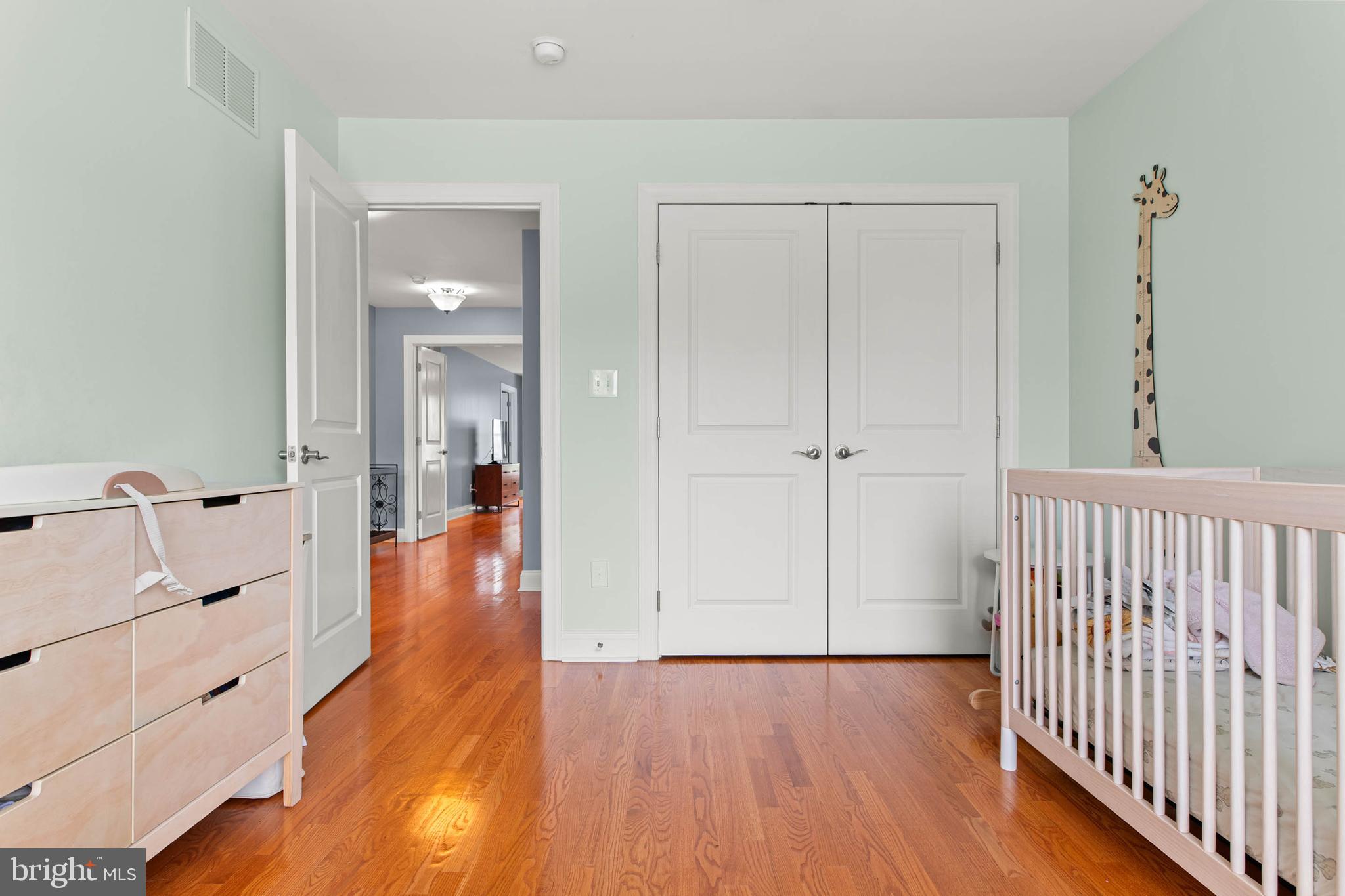 COLD POINT MANOR - Residential