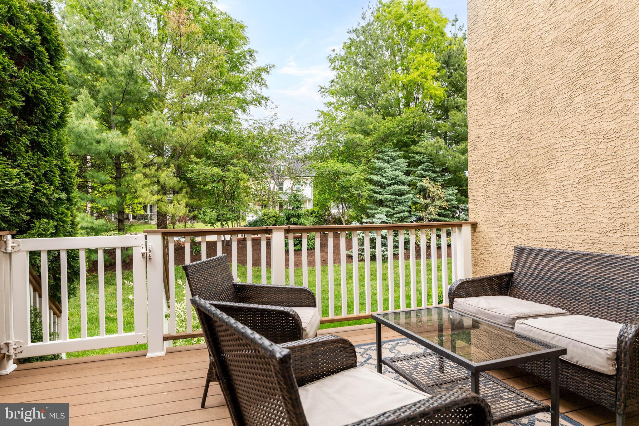 COLD POINT MANOR - Residential