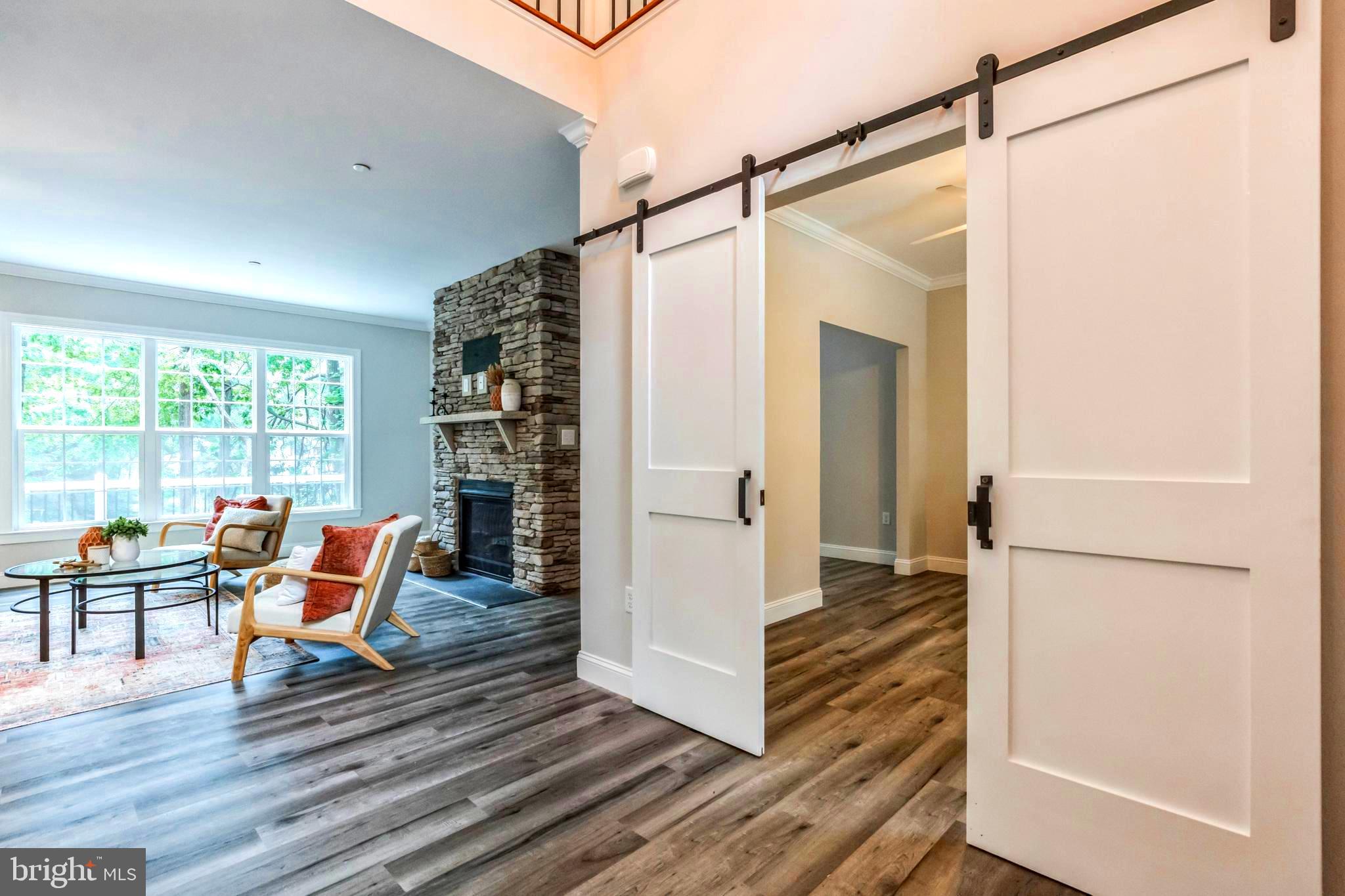 DRUM POINT - Residential