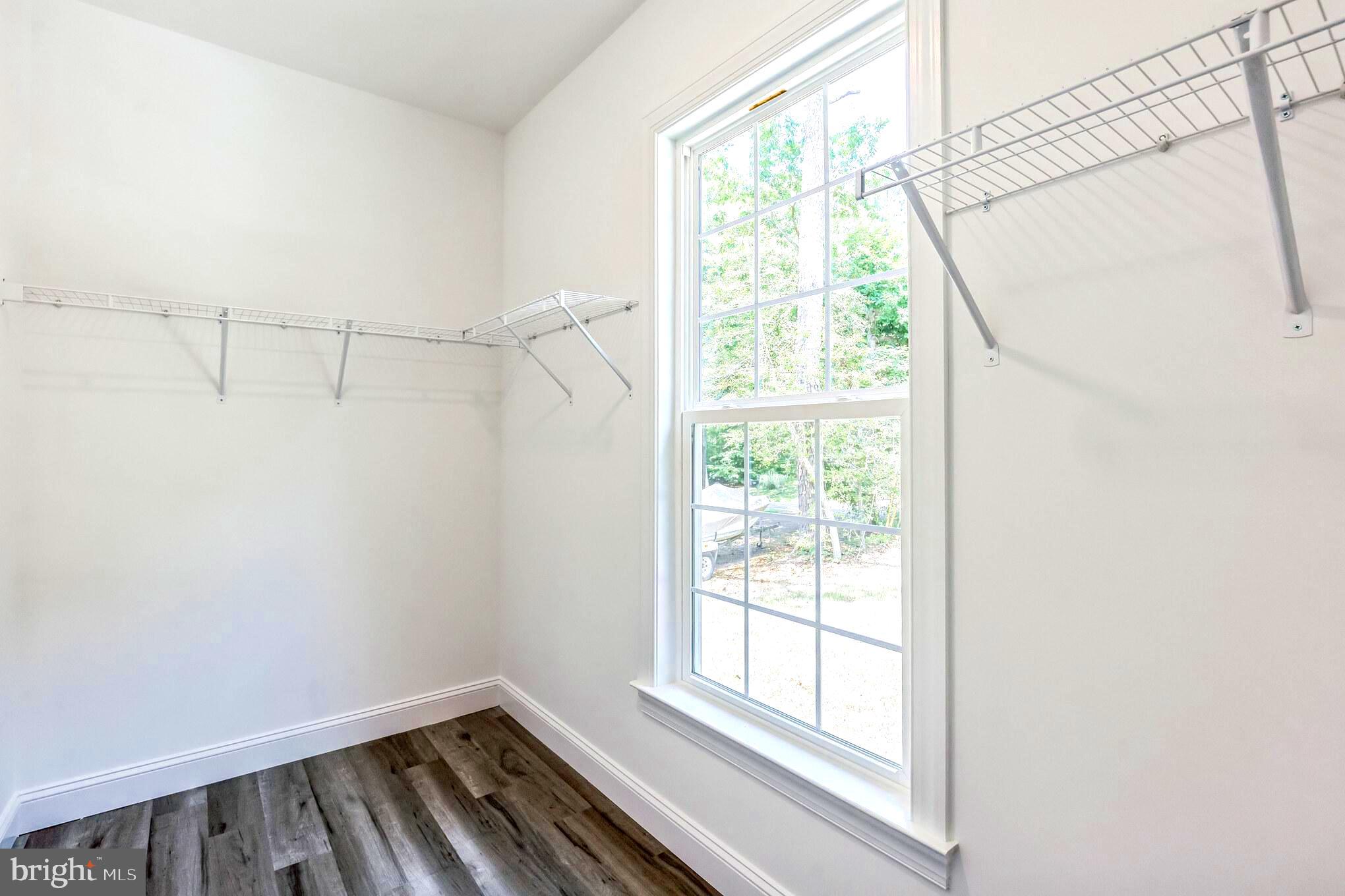 DRUM POINT - Residential