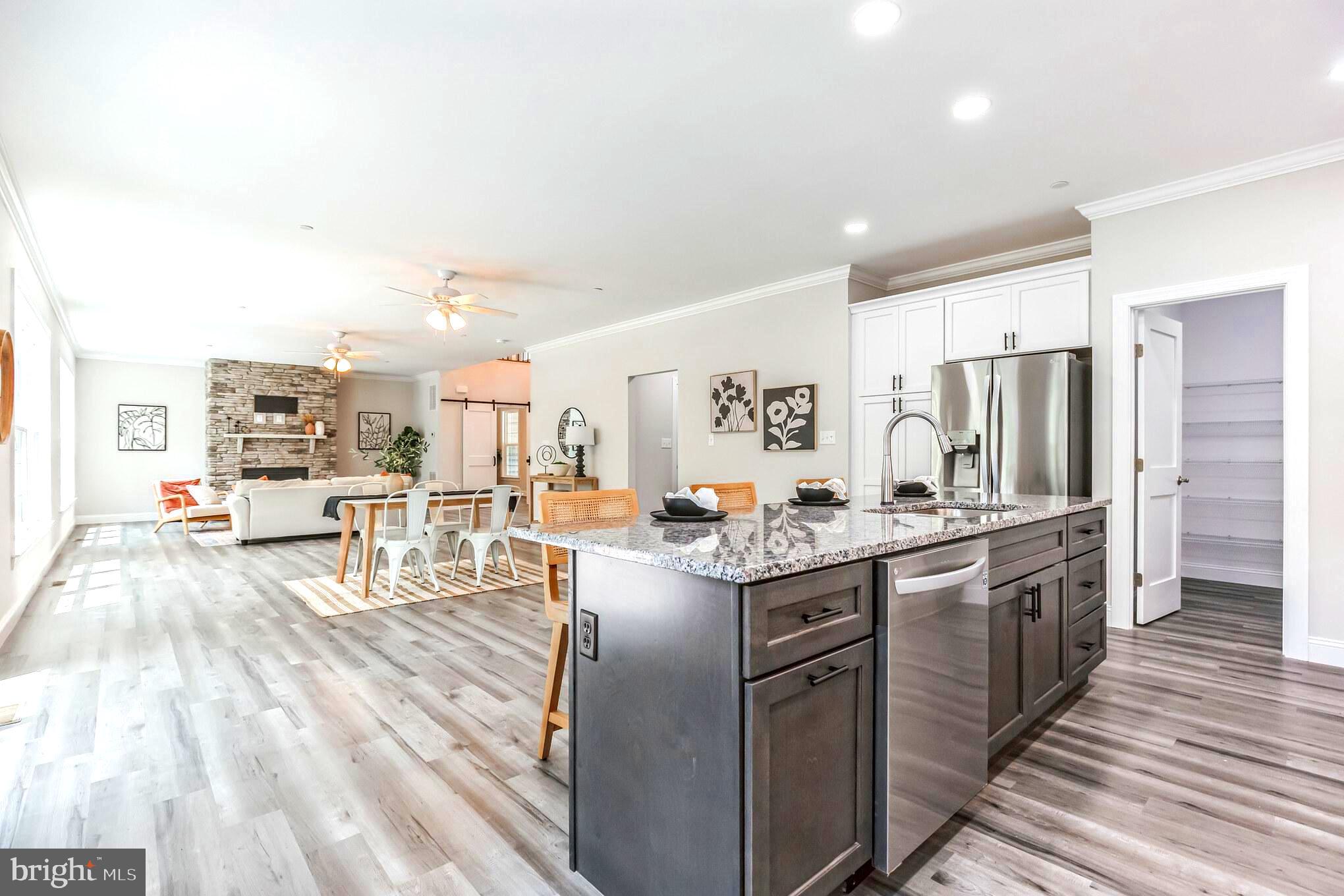 DRUM POINT - Residential