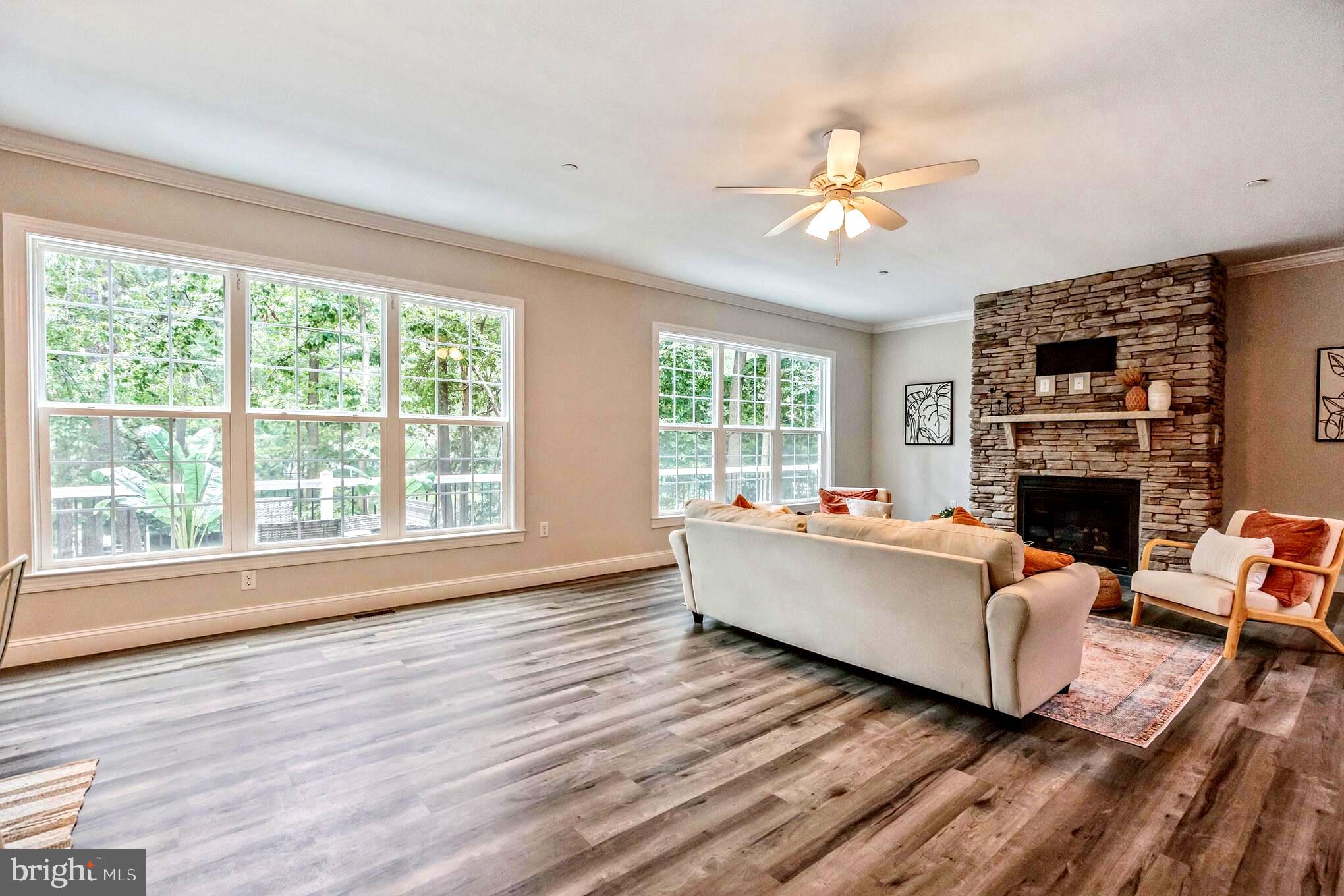 DRUM POINT - Residential