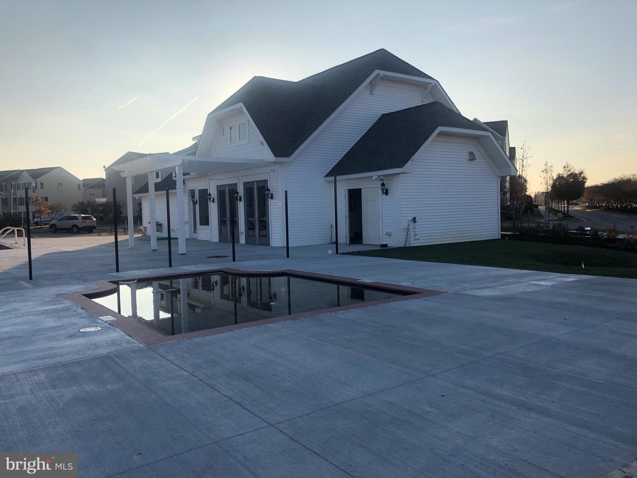 ELLENDALE - Residential