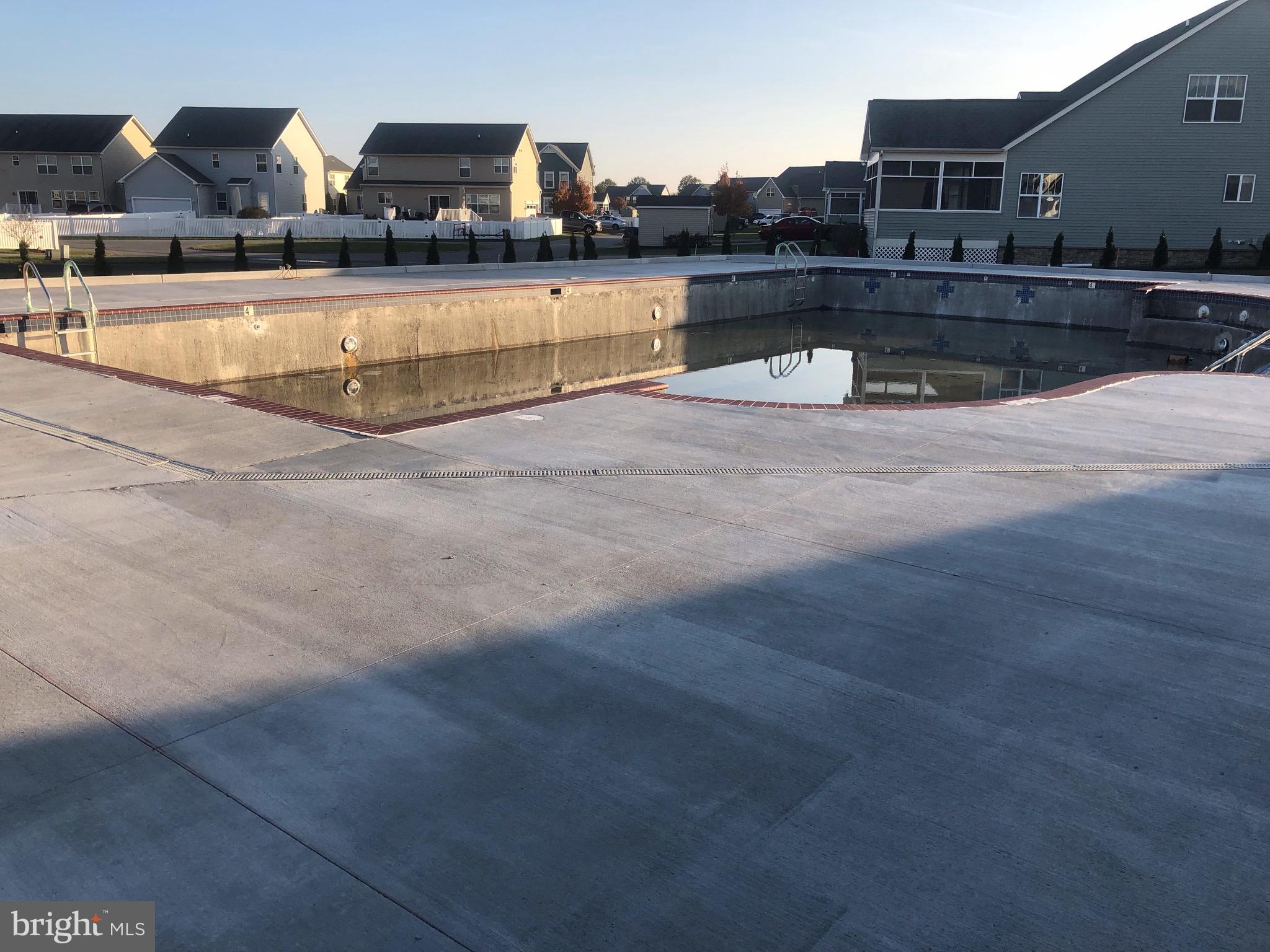 ELLENDALE - Residential