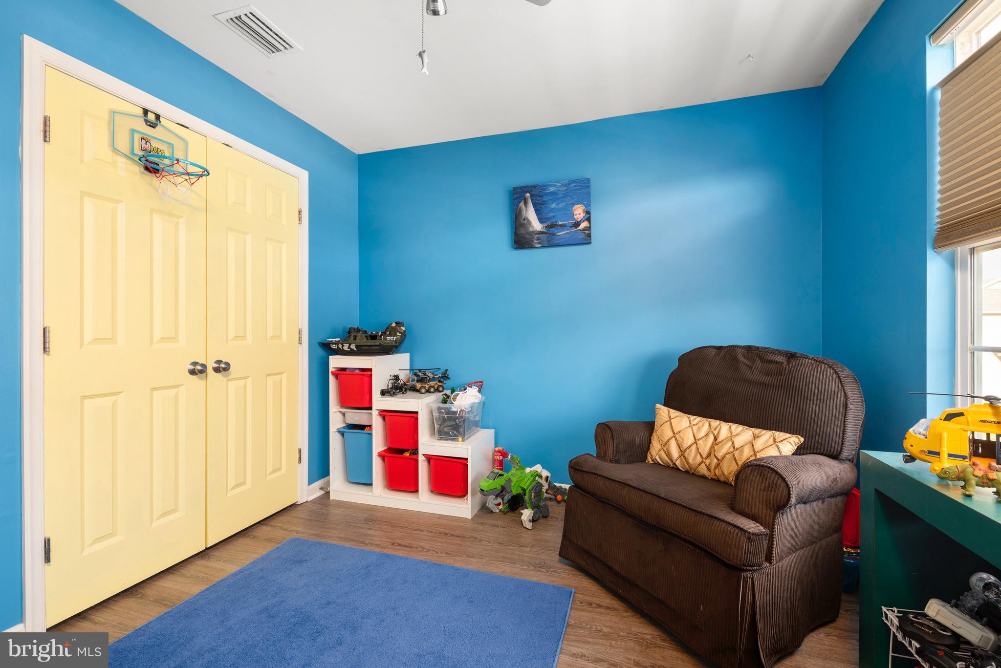 ELLENDALE - Residential