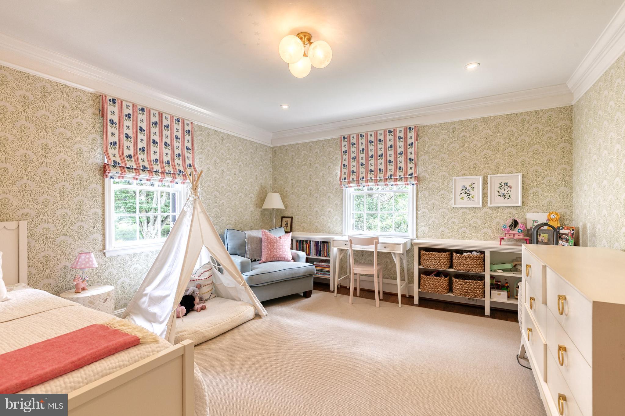 HOMELAND HISTORIC DISTRICT - Residential