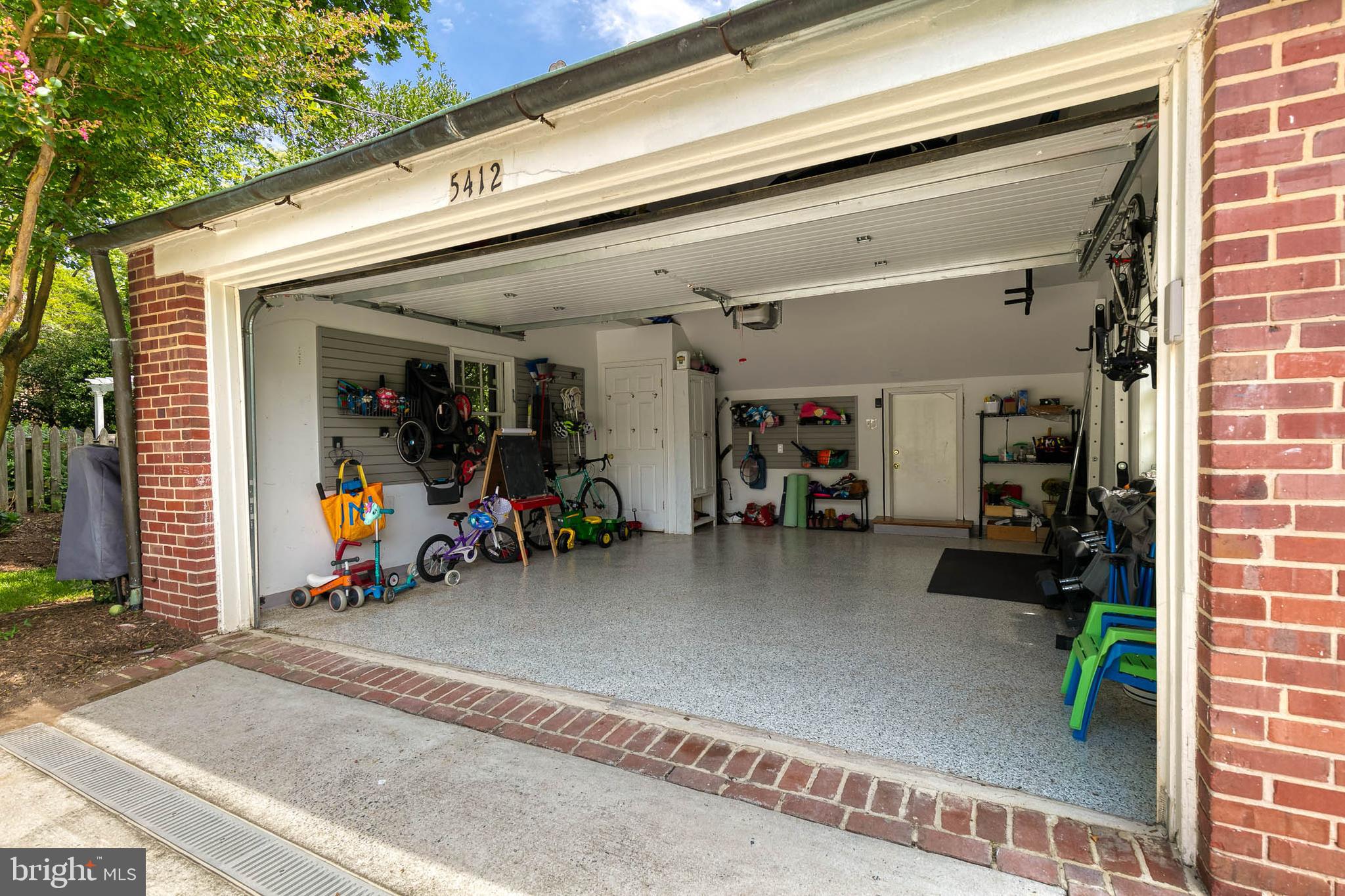 HOMELAND HISTORIC DISTRICT - Residential