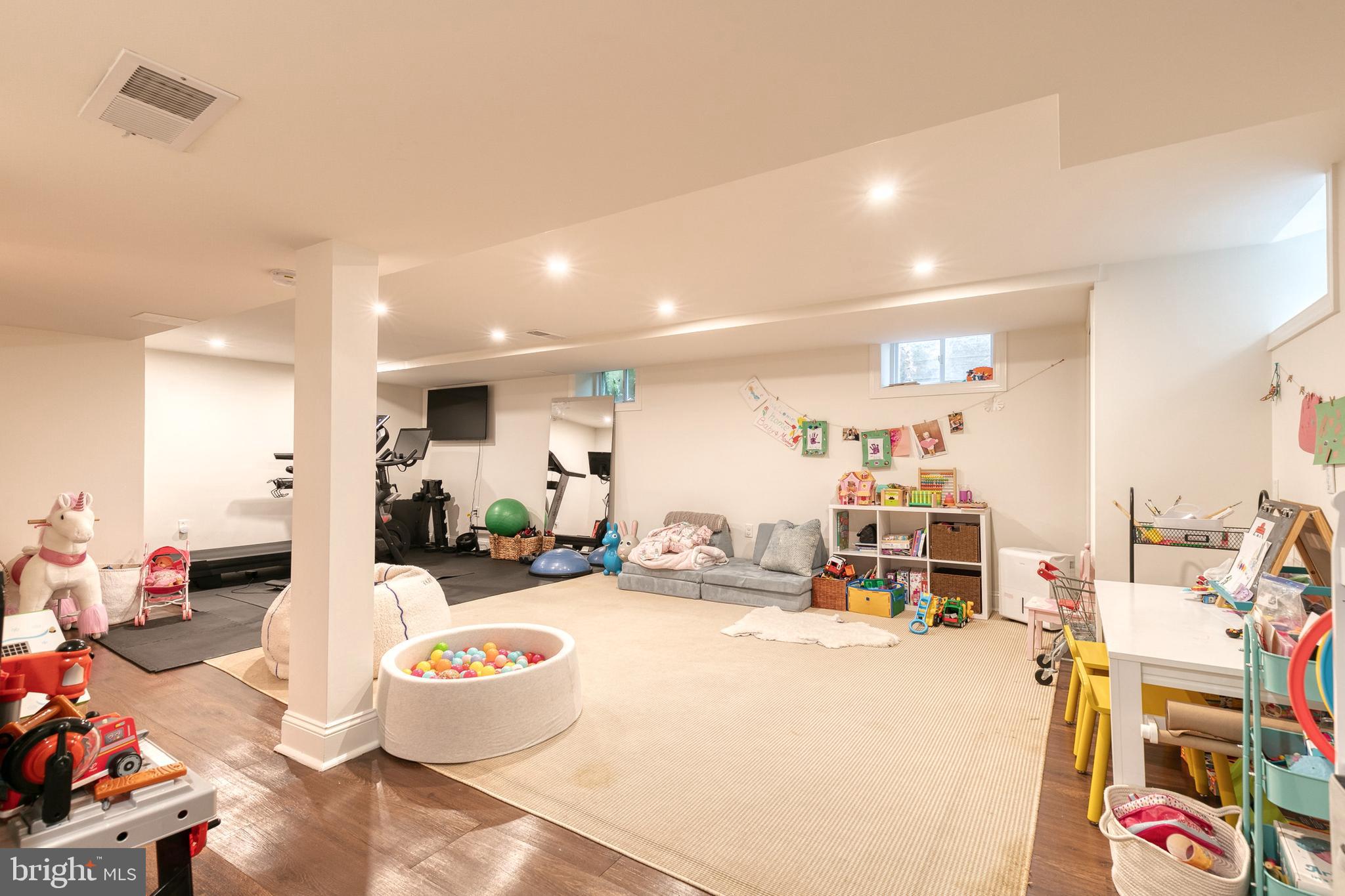 HOMELAND HISTORIC DISTRICT - Residential