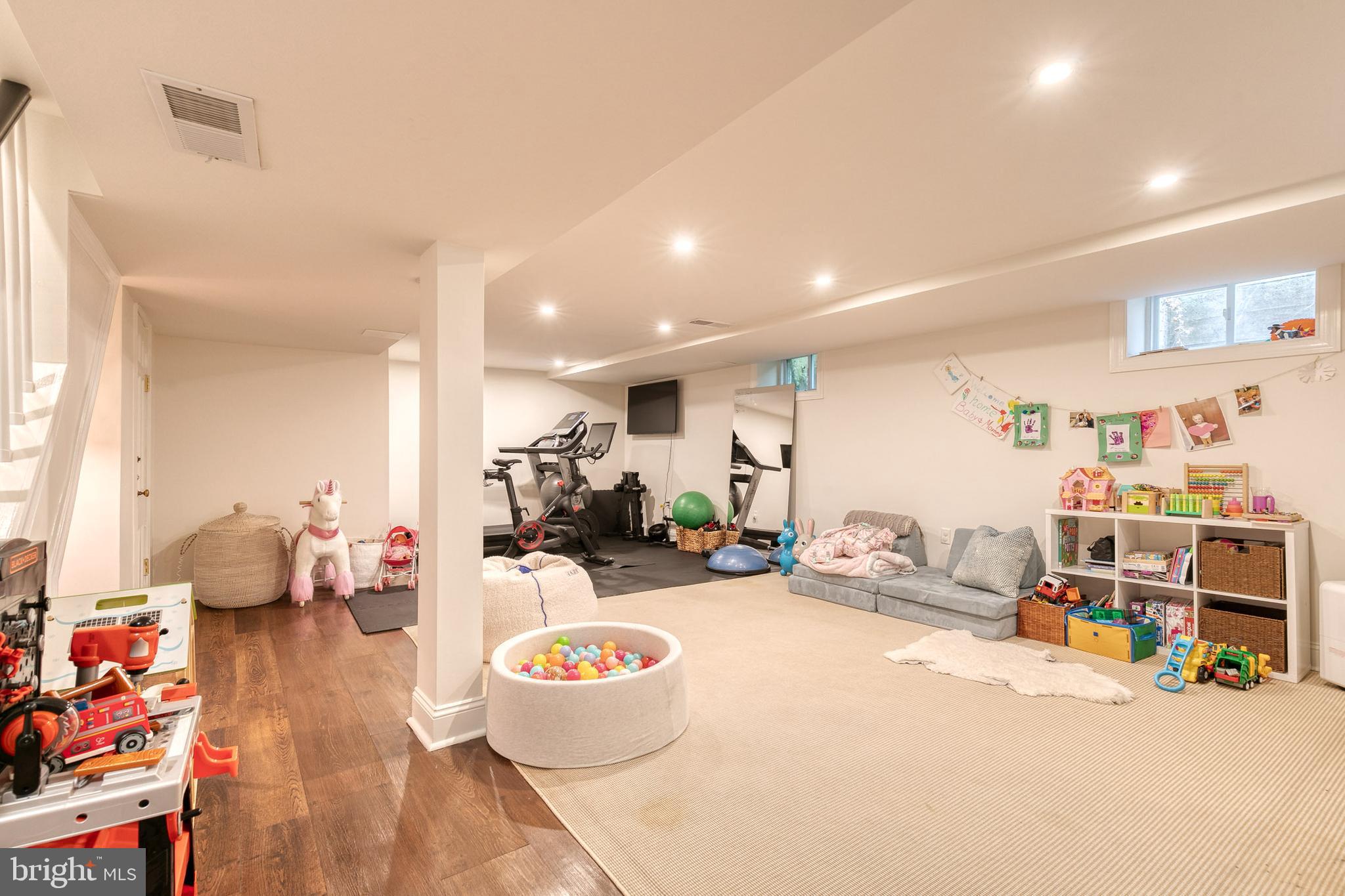 HOMELAND HISTORIC DISTRICT - Residential