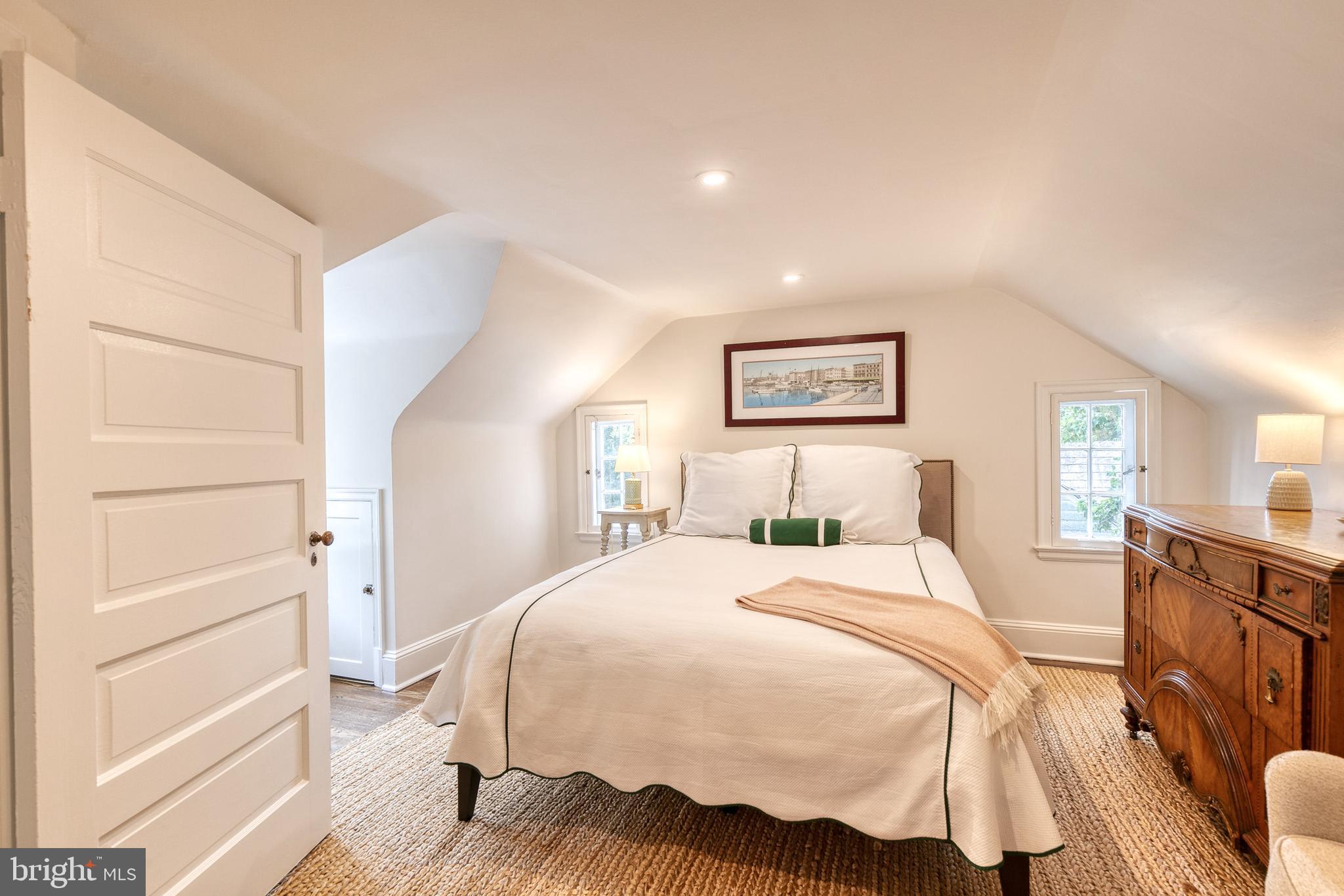 HOMELAND HISTORIC DISTRICT - Residential