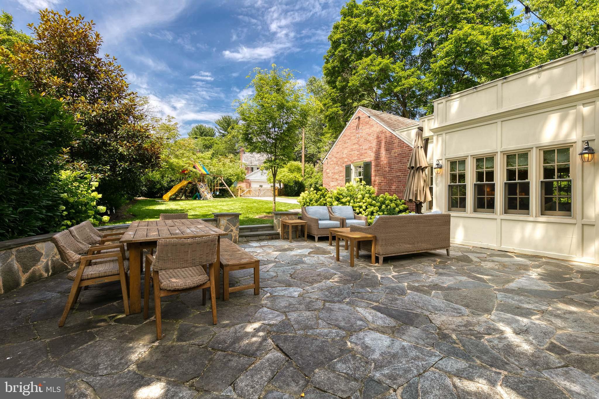 HOMELAND HISTORIC DISTRICT - Residential