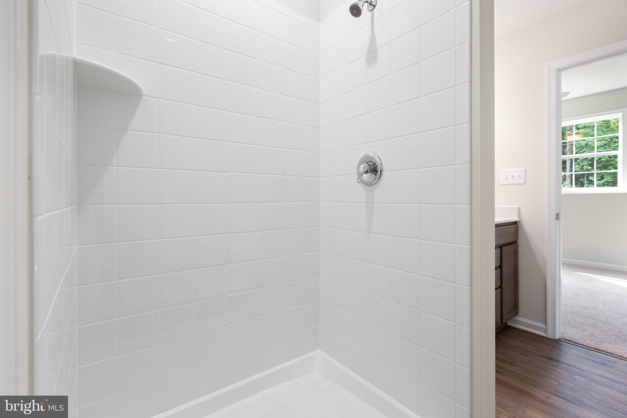 LAKE CAROLINE - Residential