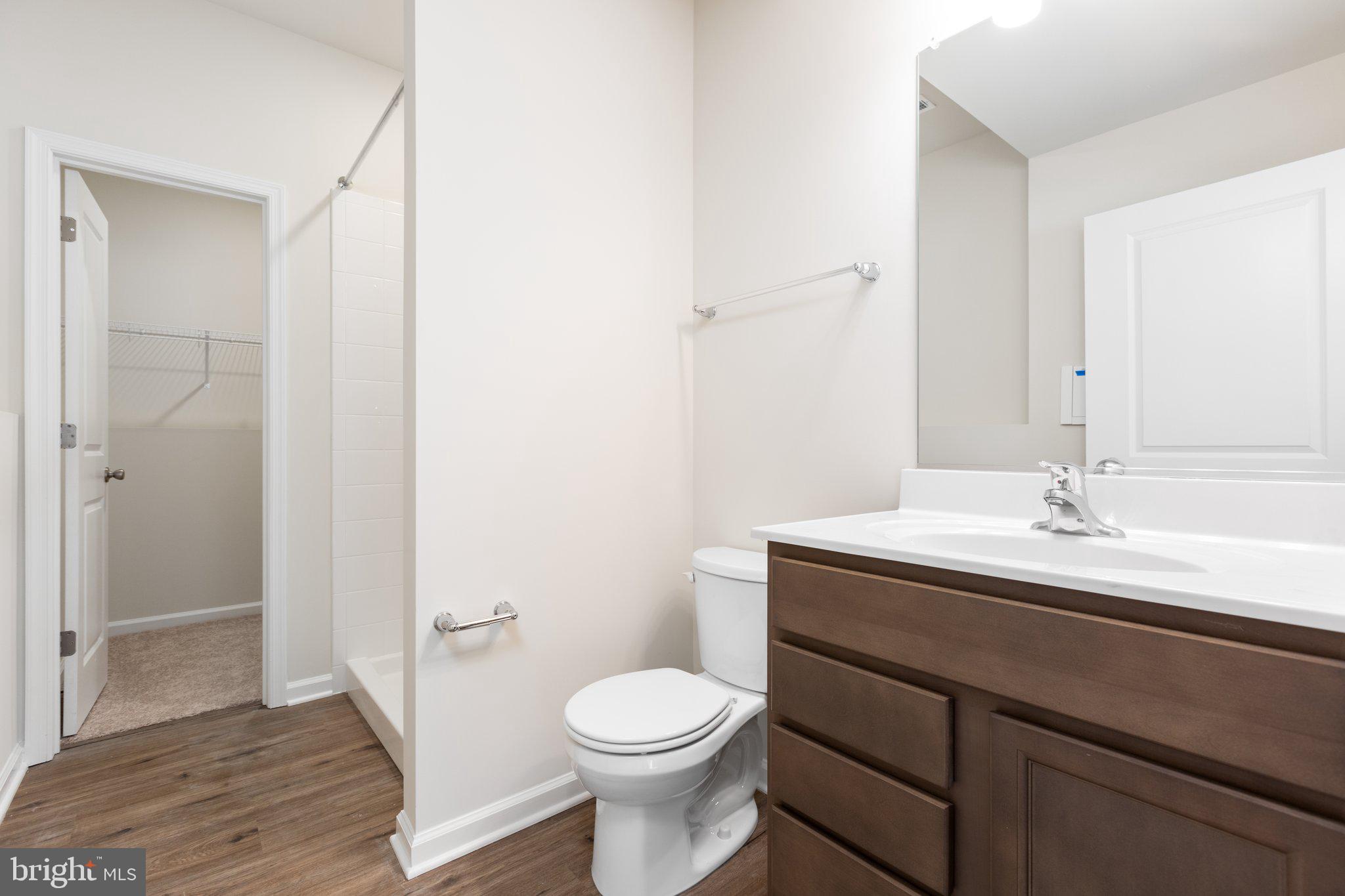 LAKE CAROLINE - Residential