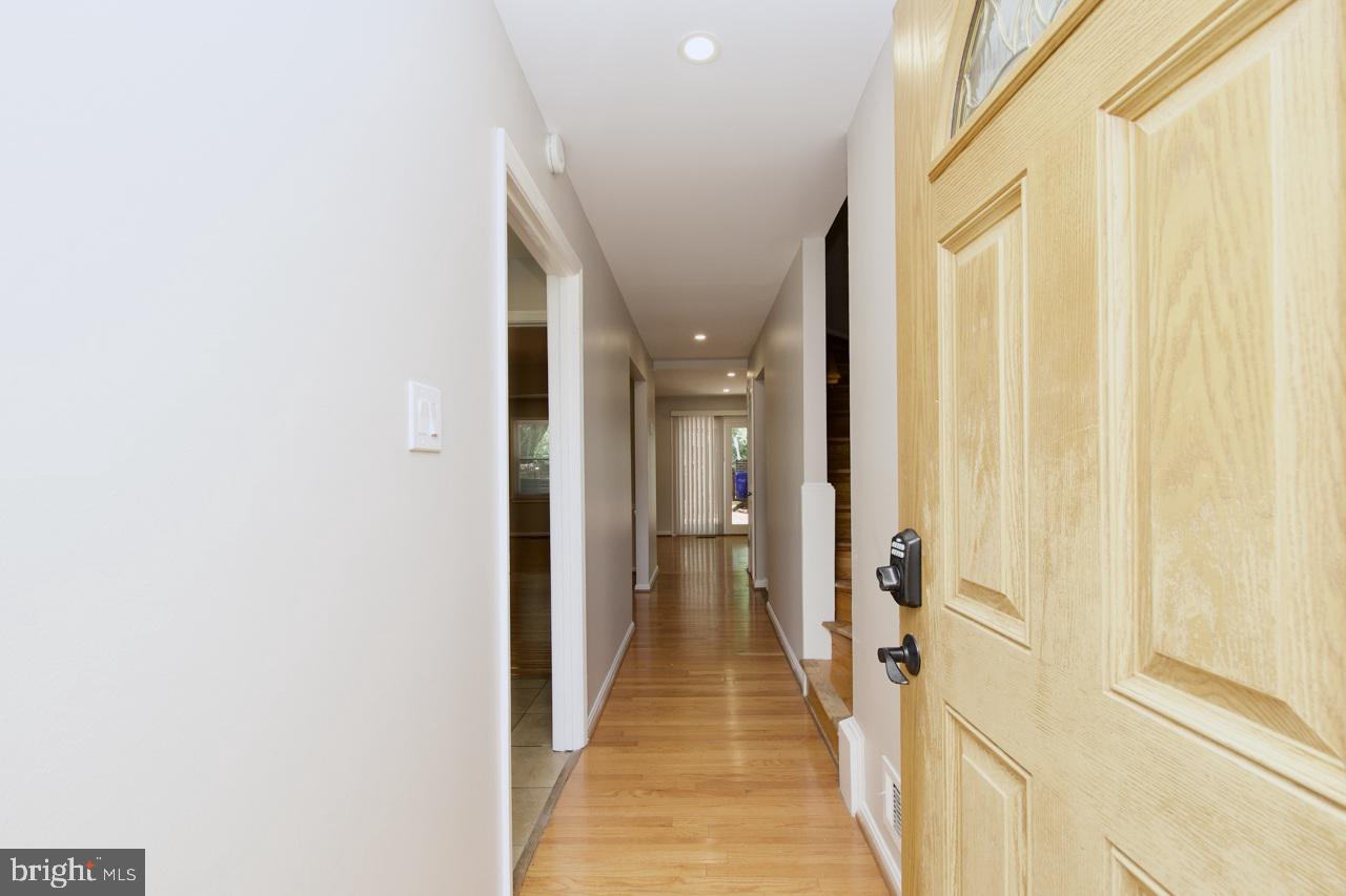 4516 AIRLIE WAY
