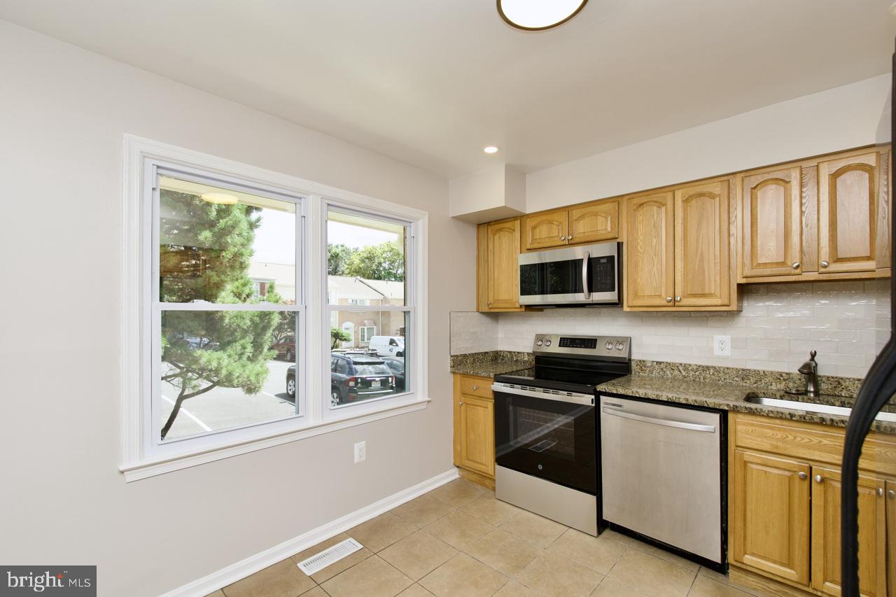 PINECREST HEIGHTS - Residential