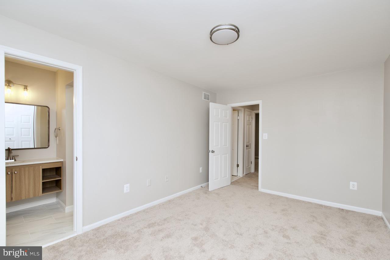 PINECREST HEIGHTS - Residential