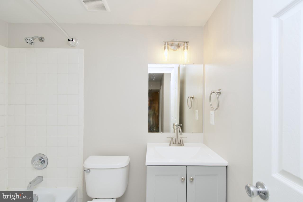 PINECREST HEIGHTS - Residential