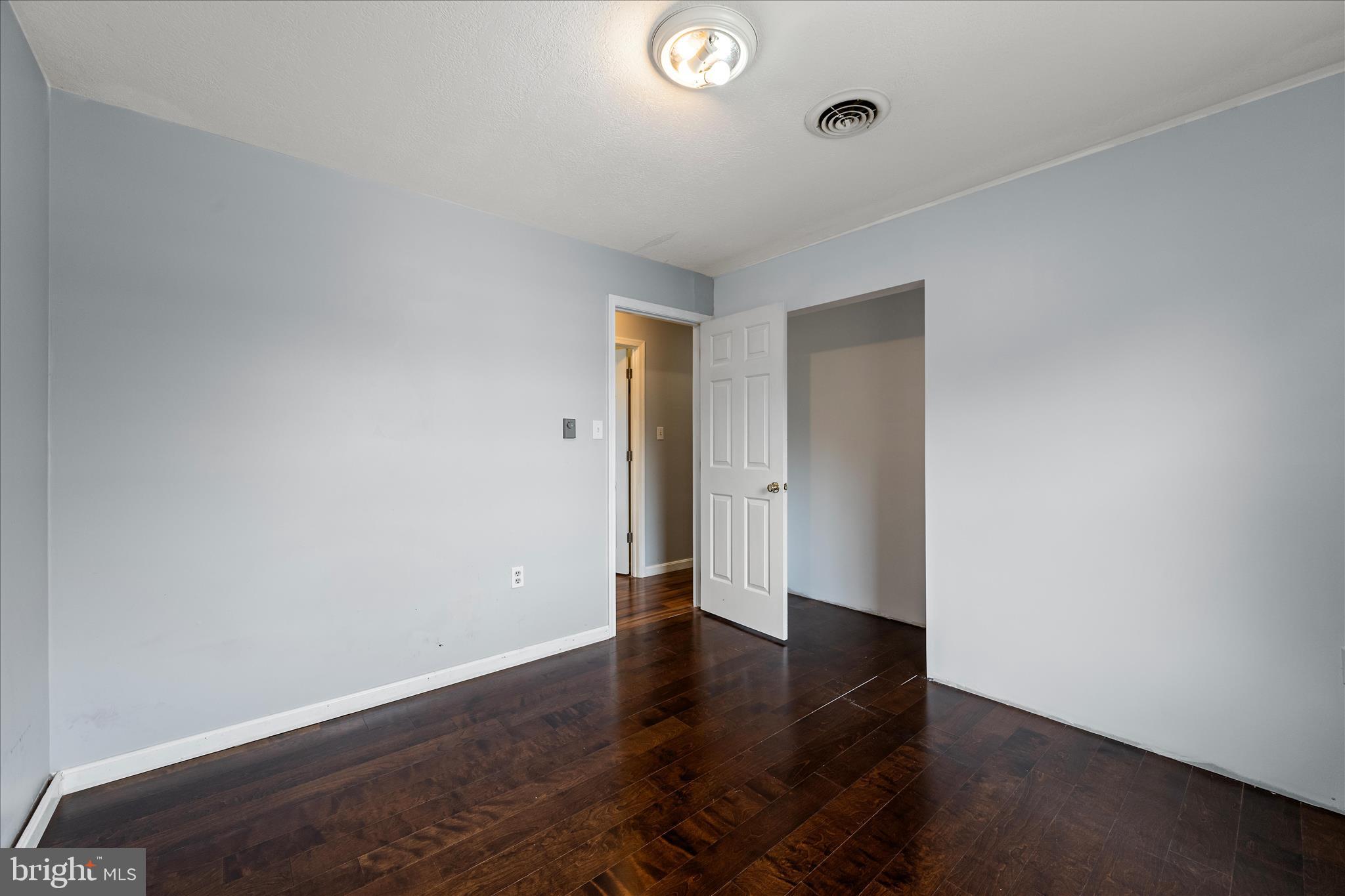 PATRICK HENRY ESTATES - Residential