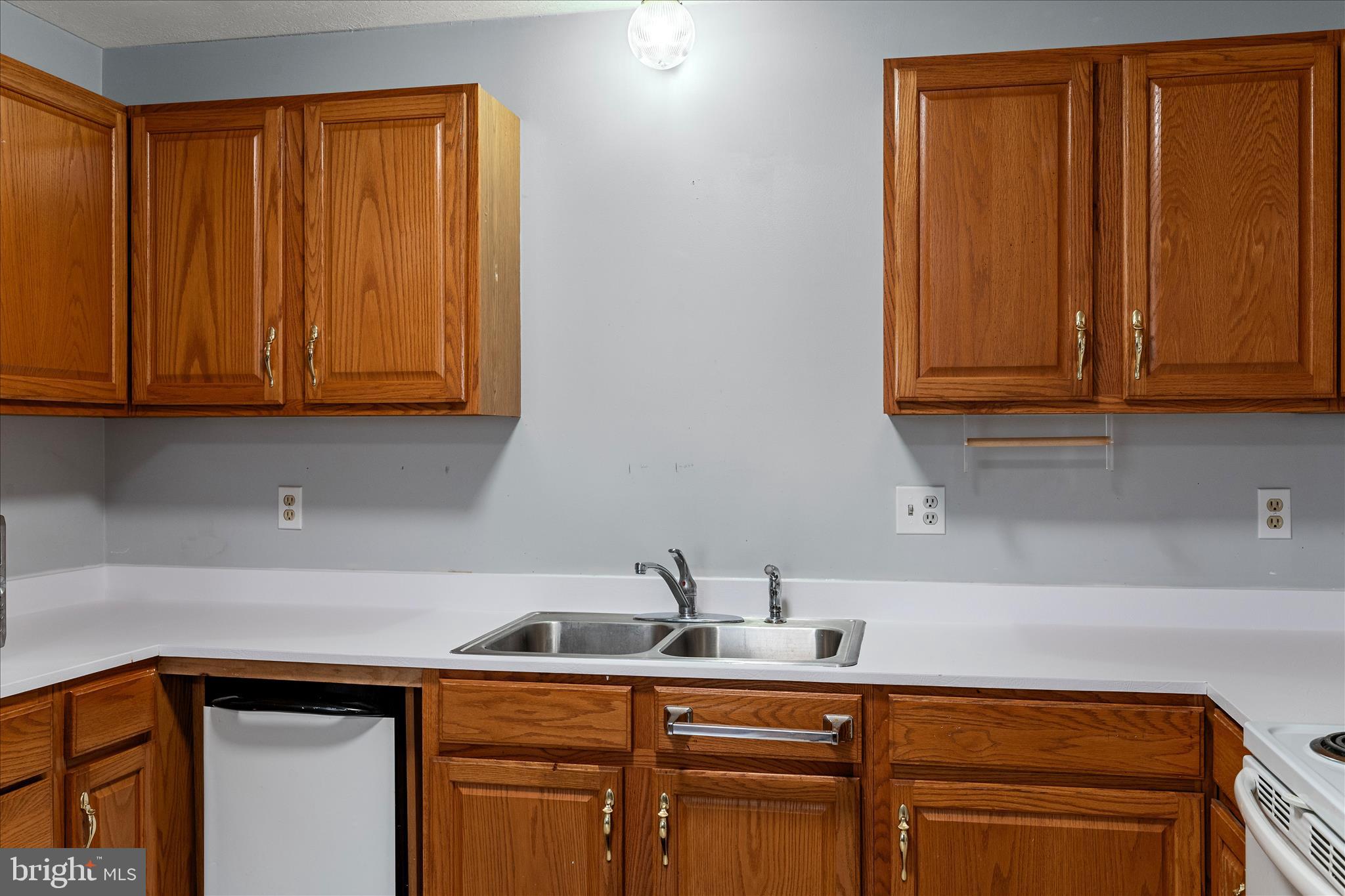 PATRICK HENRY ESTATES - Residential