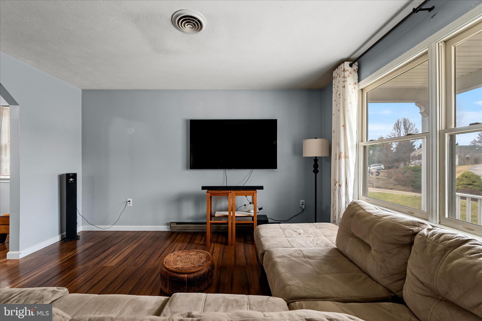 PATRICK HENRY ESTATES - Residential