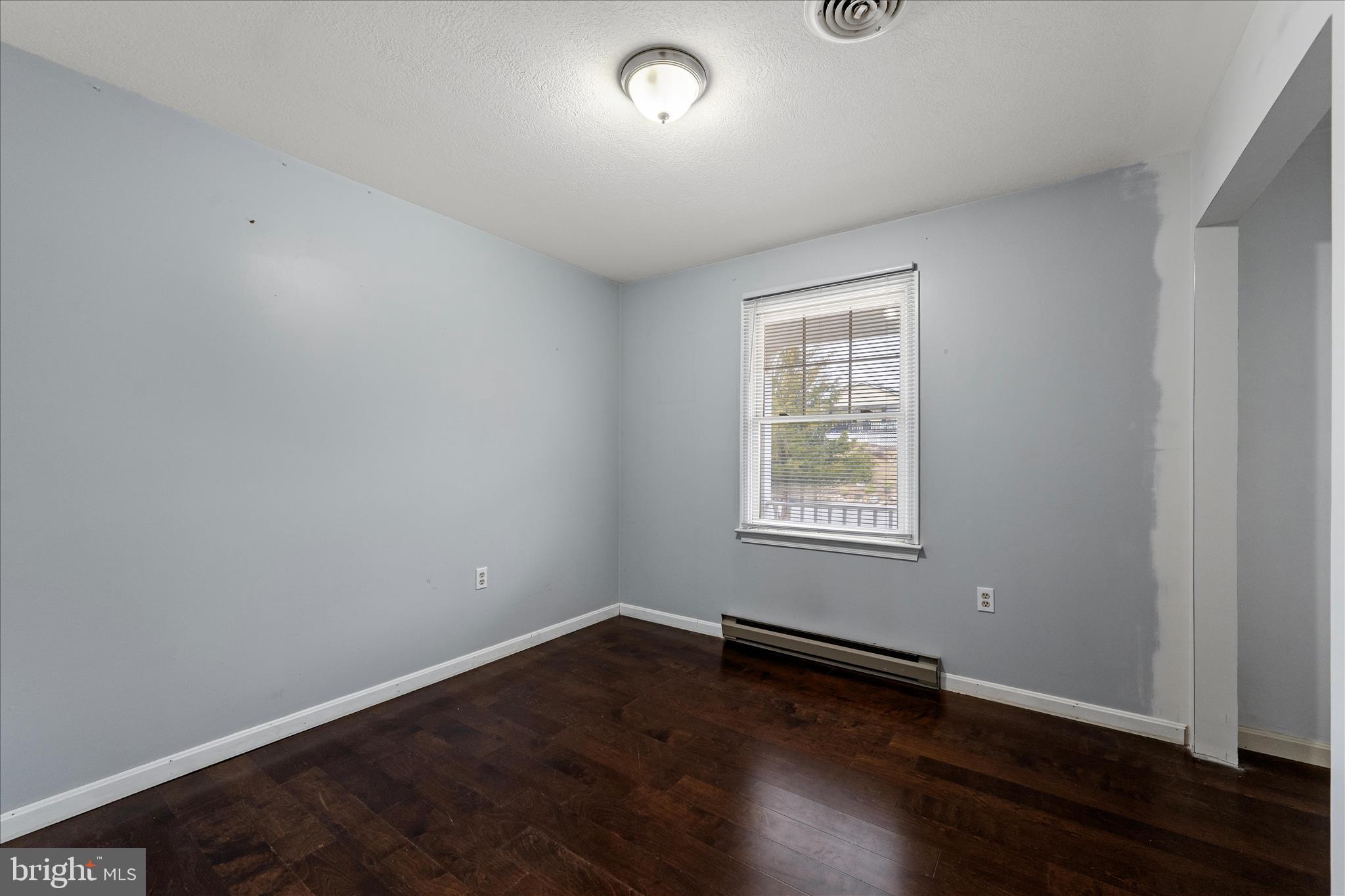 PATRICK HENRY ESTATES - Residential