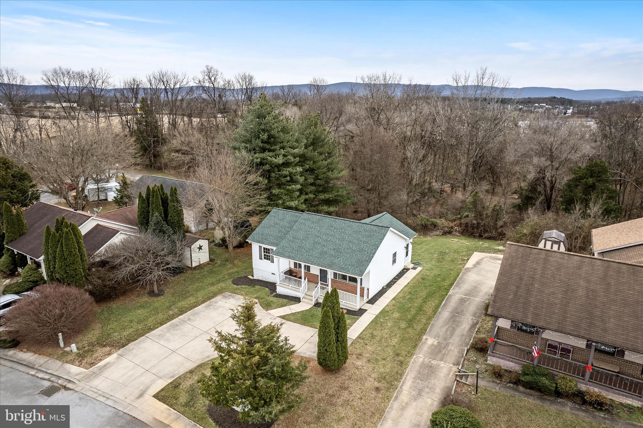 PATRICK HENRY ESTATES - Residential