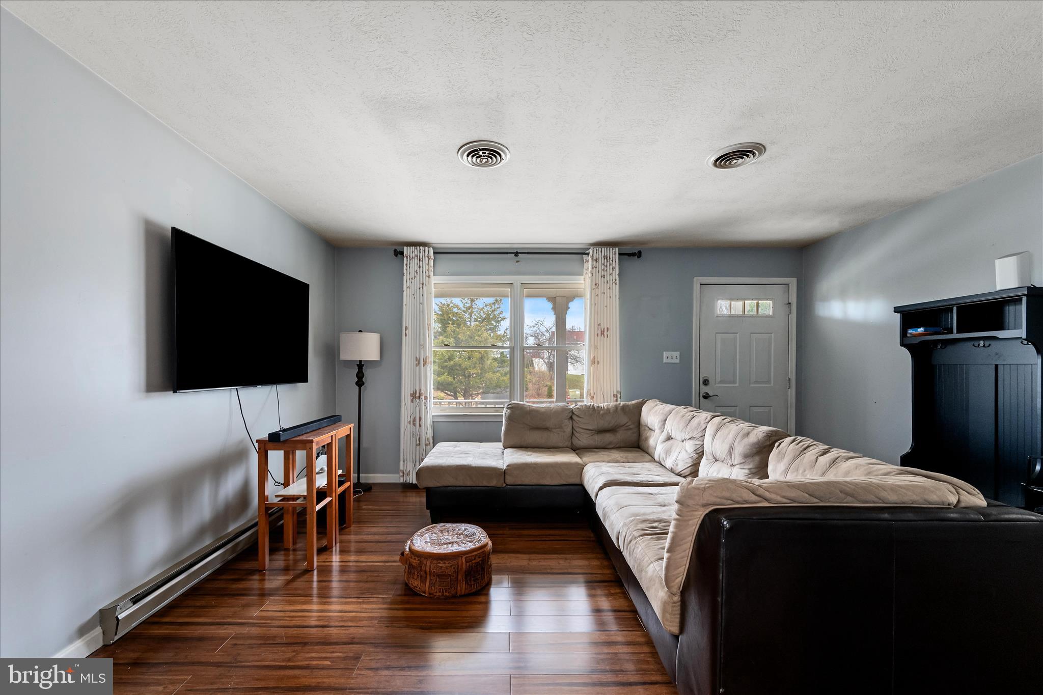 PATRICK HENRY ESTATES - Residential