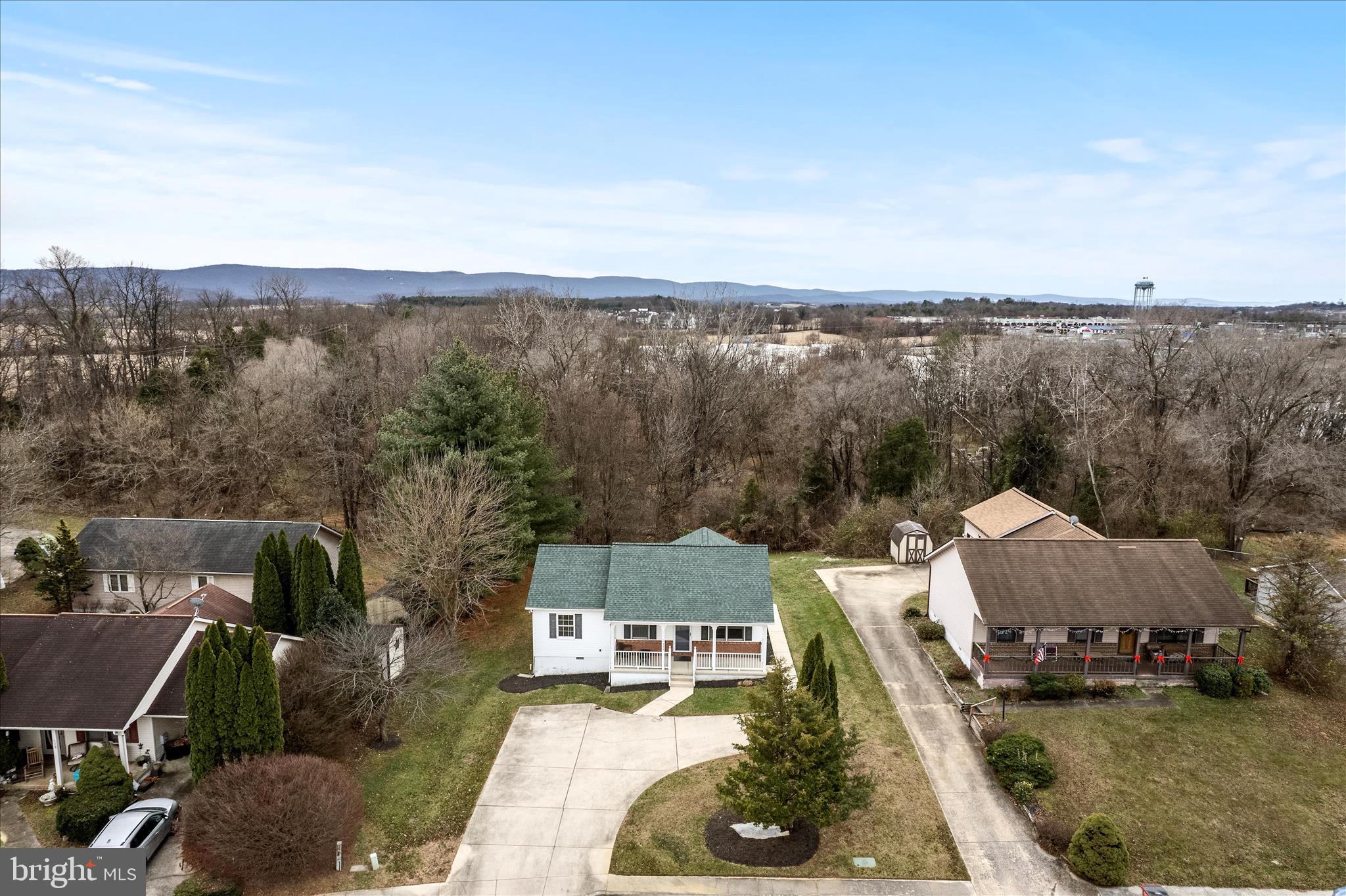 PATRICK HENRY ESTATES - Residential