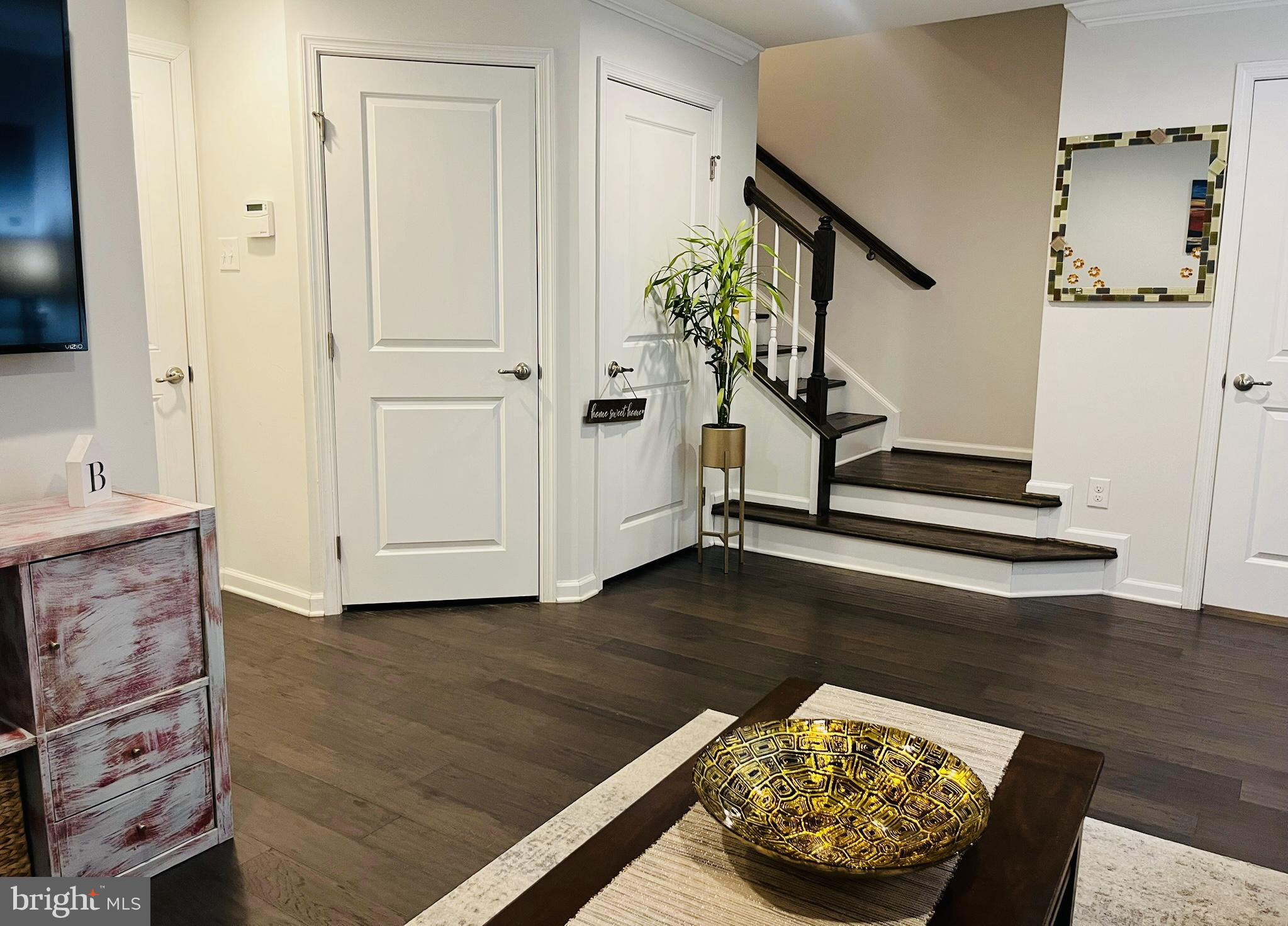 FILLMORE VILLAGE - Residential Lease