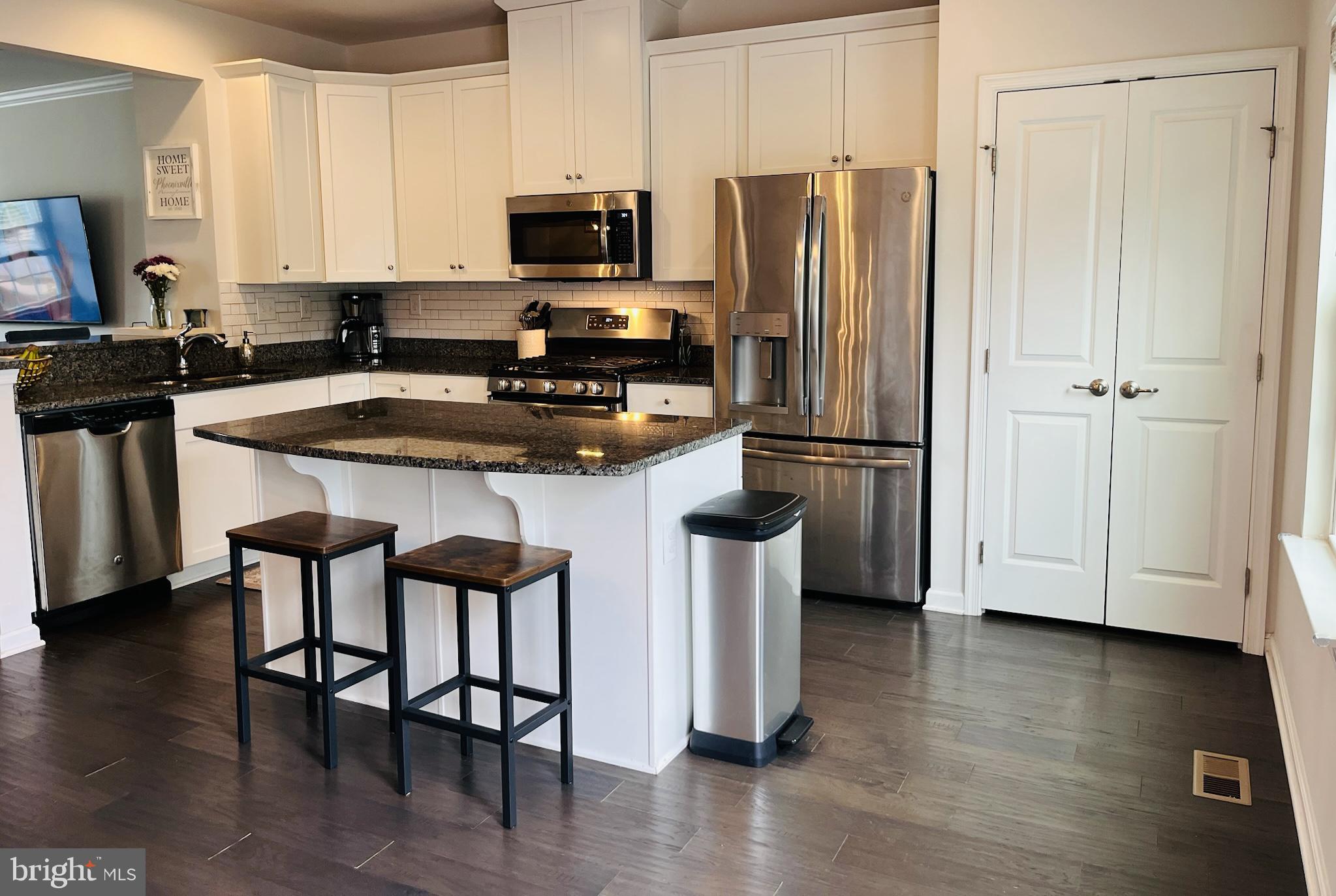 FILLMORE VILLAGE - Residential Lease