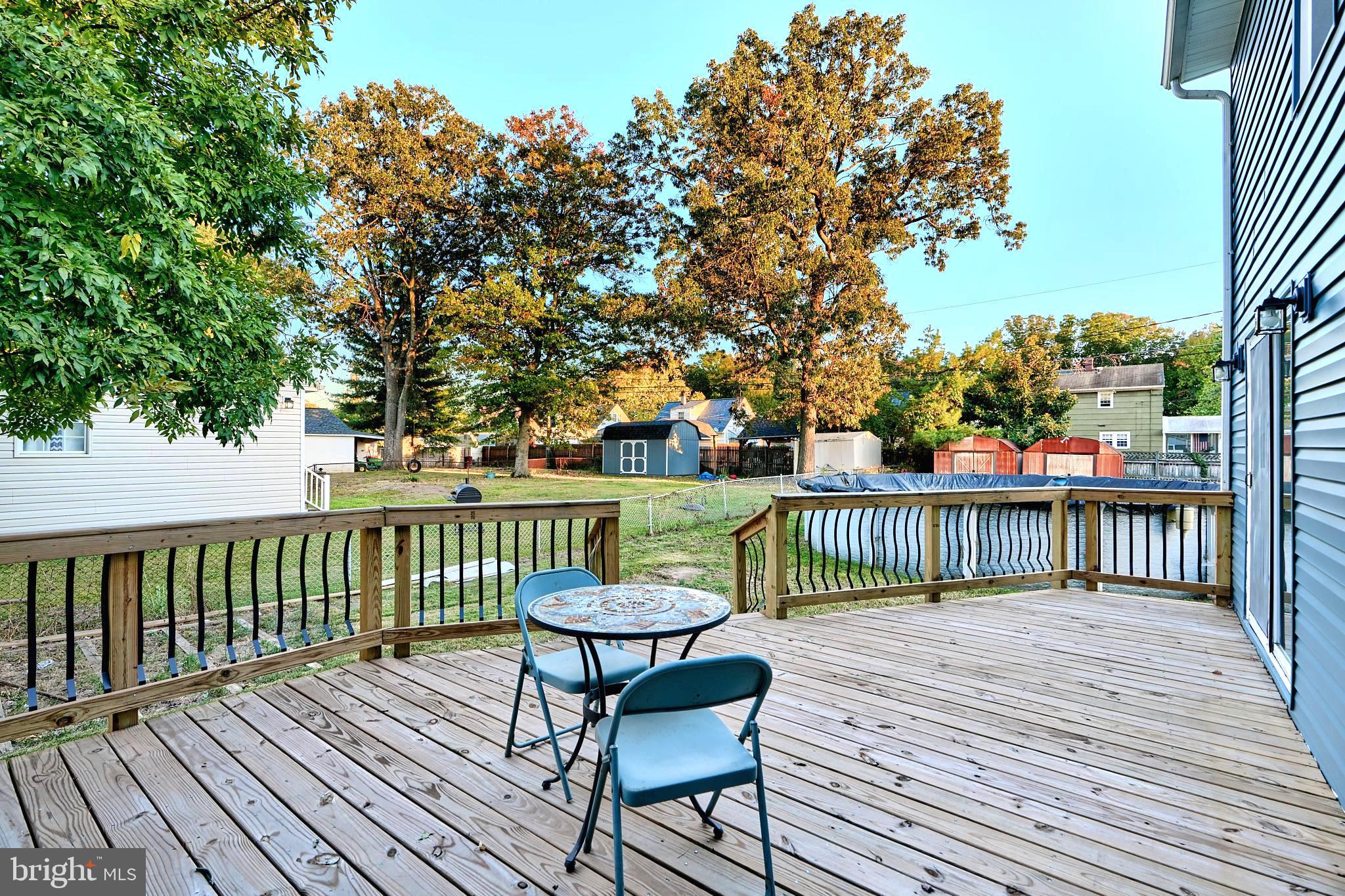 MARLYN MANOR - Residential