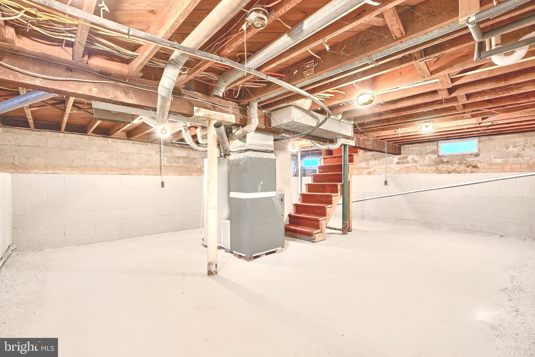 MARLYN MANOR - Residential