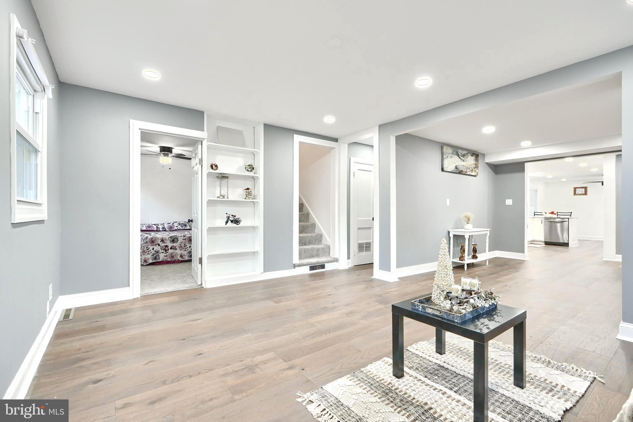 MARLYN MANOR - Residential