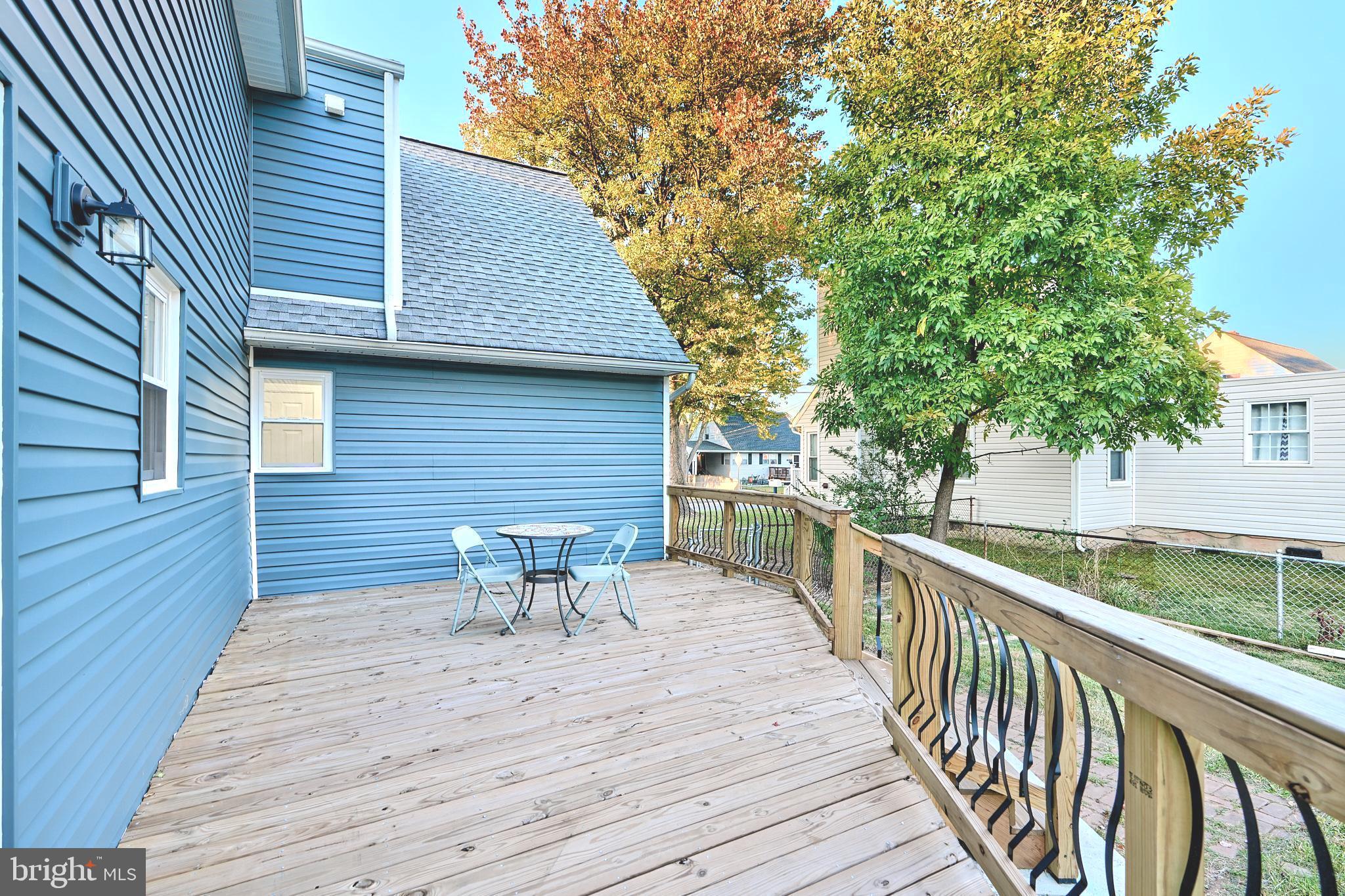 MARLYN MANOR - Residential