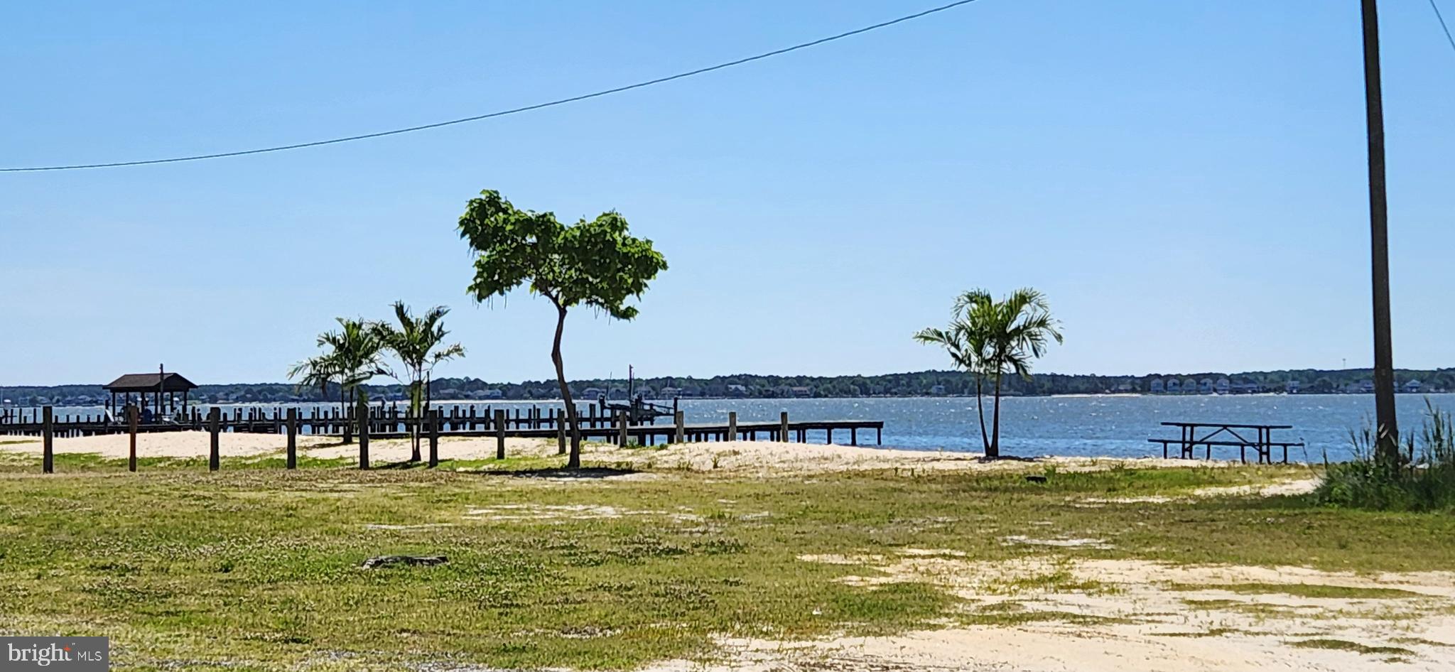 RIVERDALE PARK - Residential