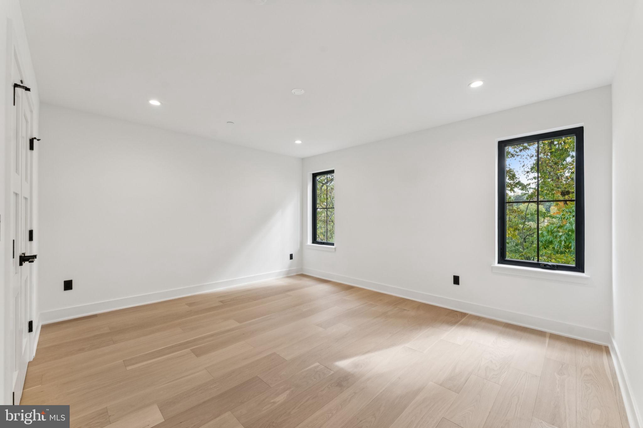 RUNNYMEADE FARMS - Residential