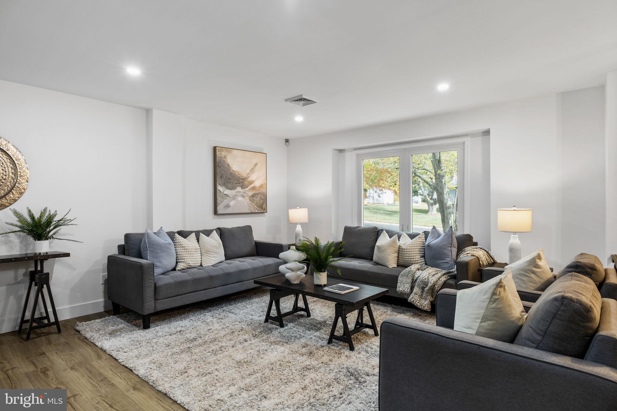 FOXVIEW ESTS - Residential